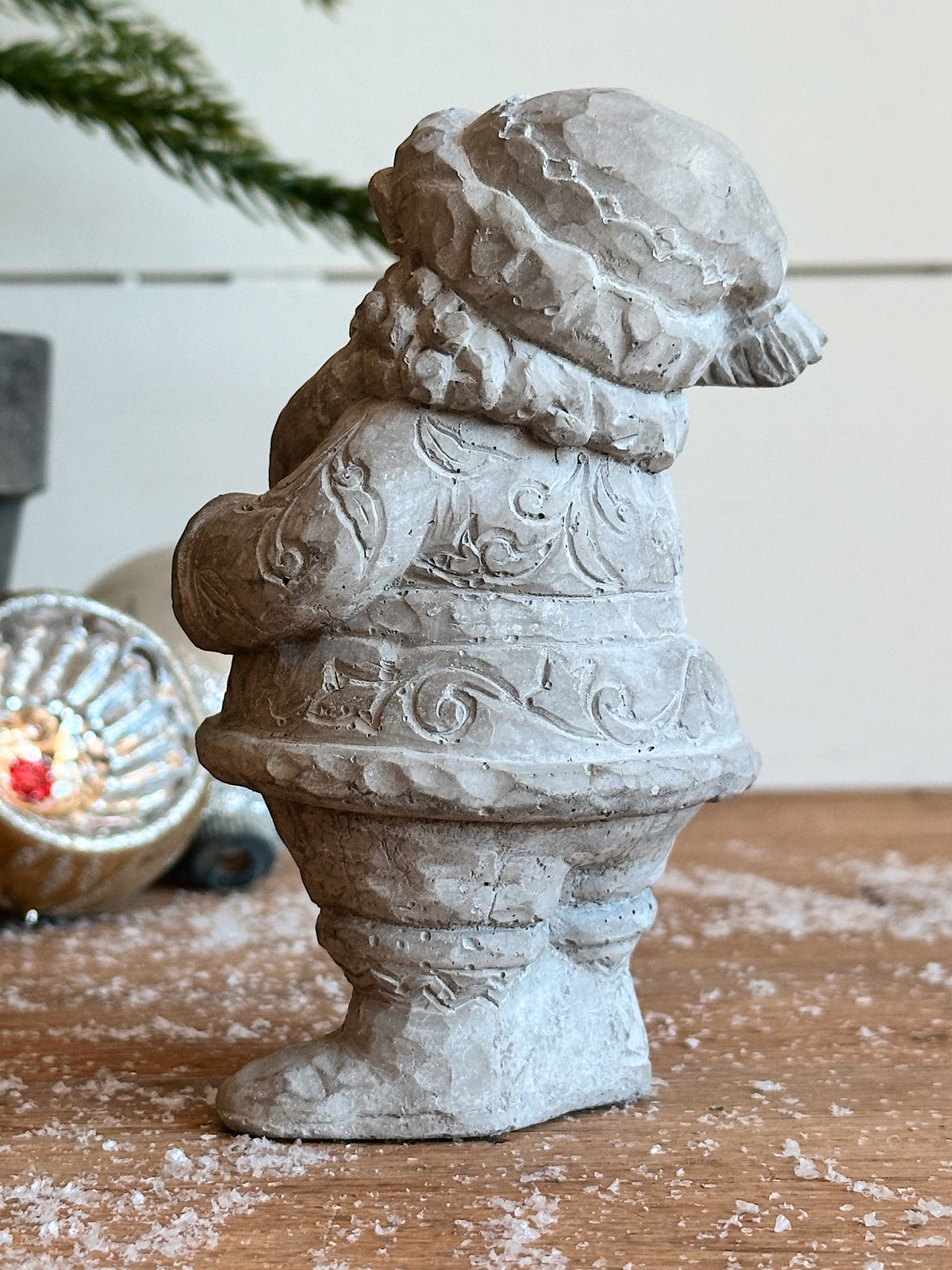 Cement Kris Kringle