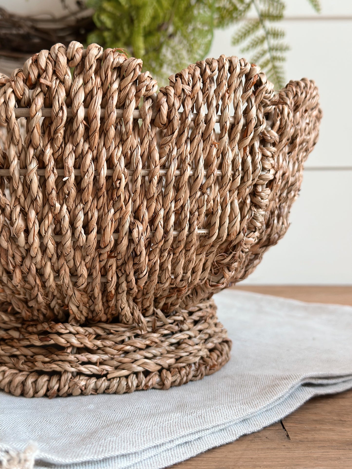 Scalloped Woven Bowls