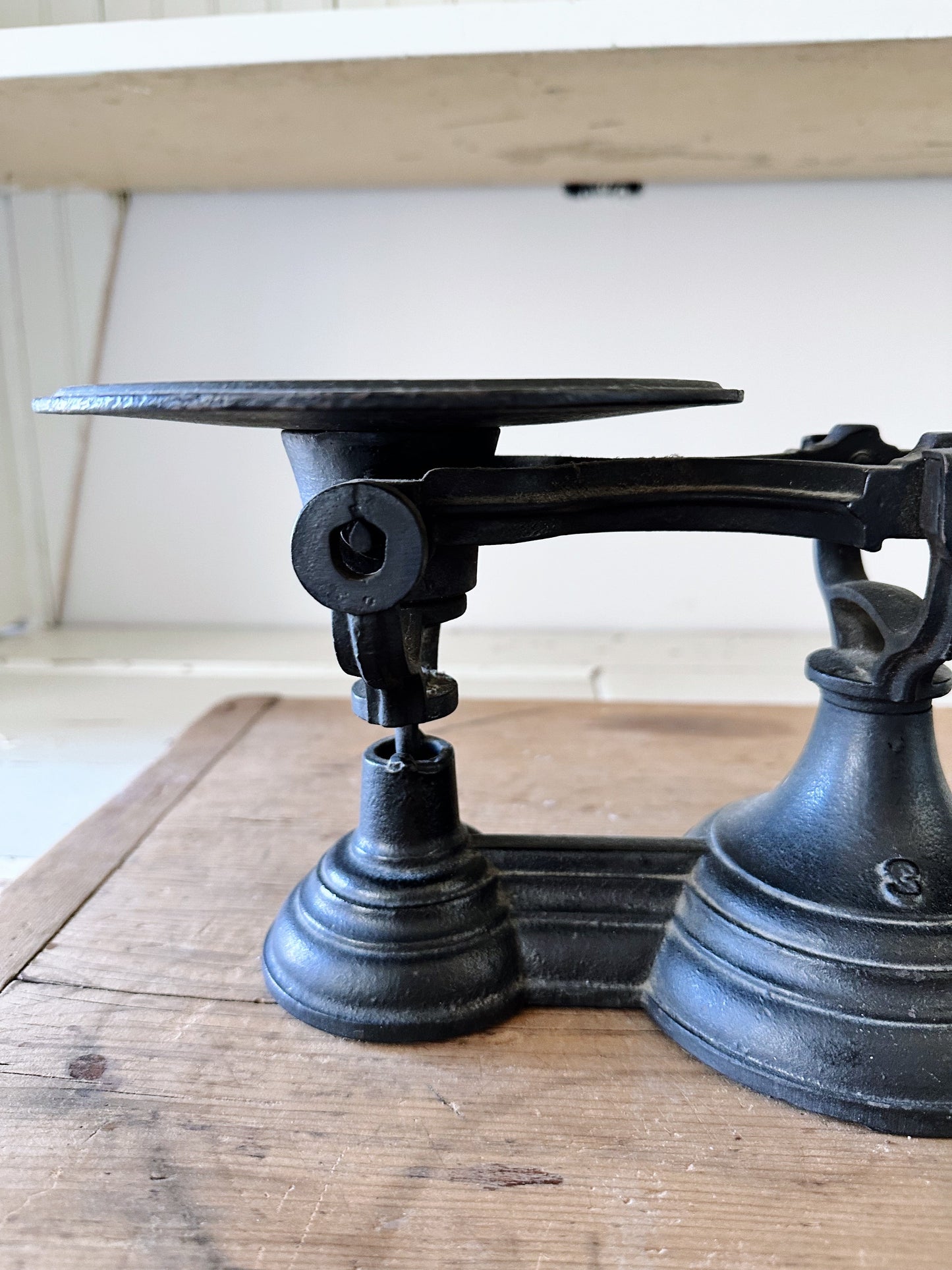 Vintage Cast Iron Balance Scale