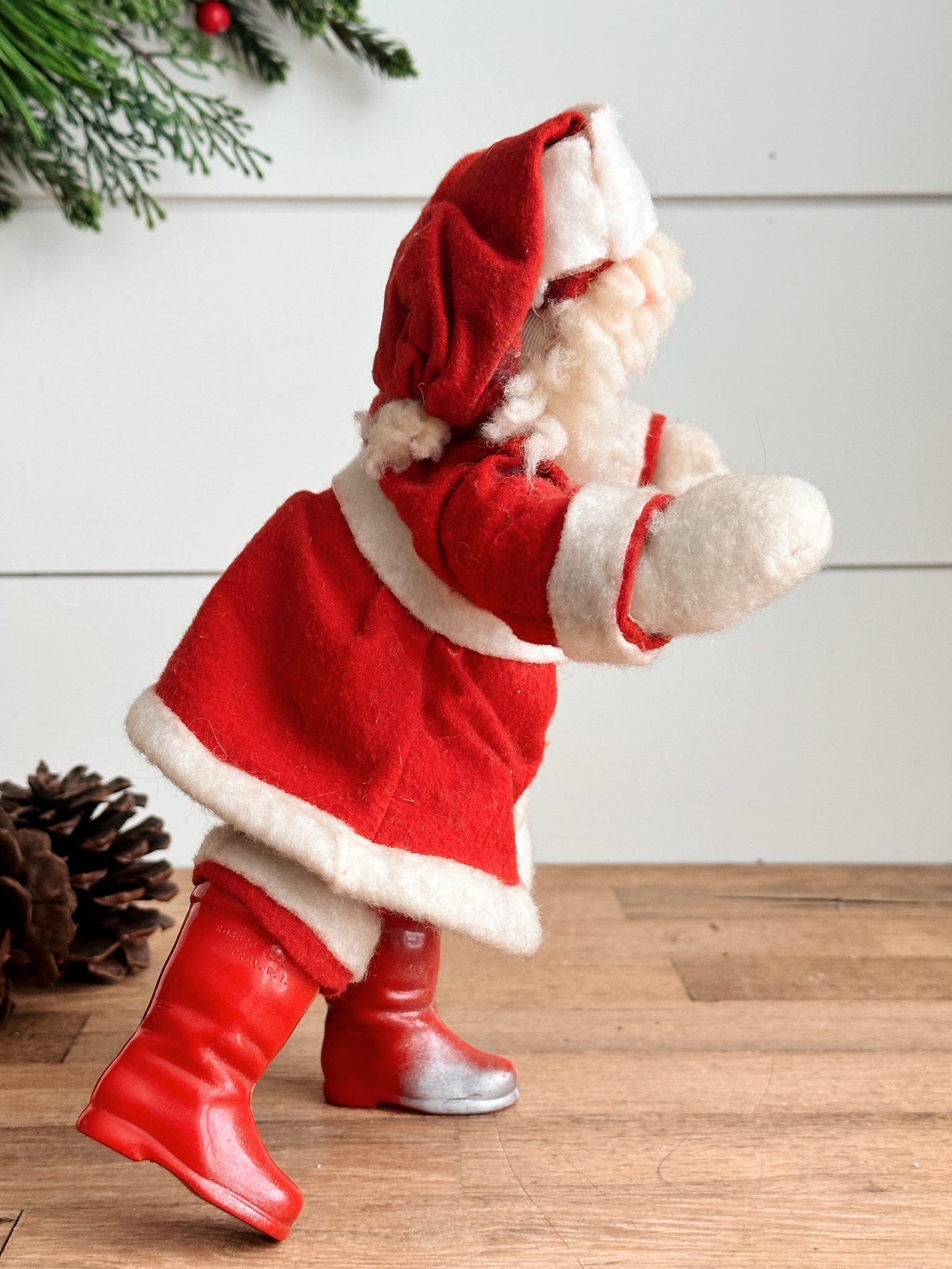 Vintage Leaning Santa