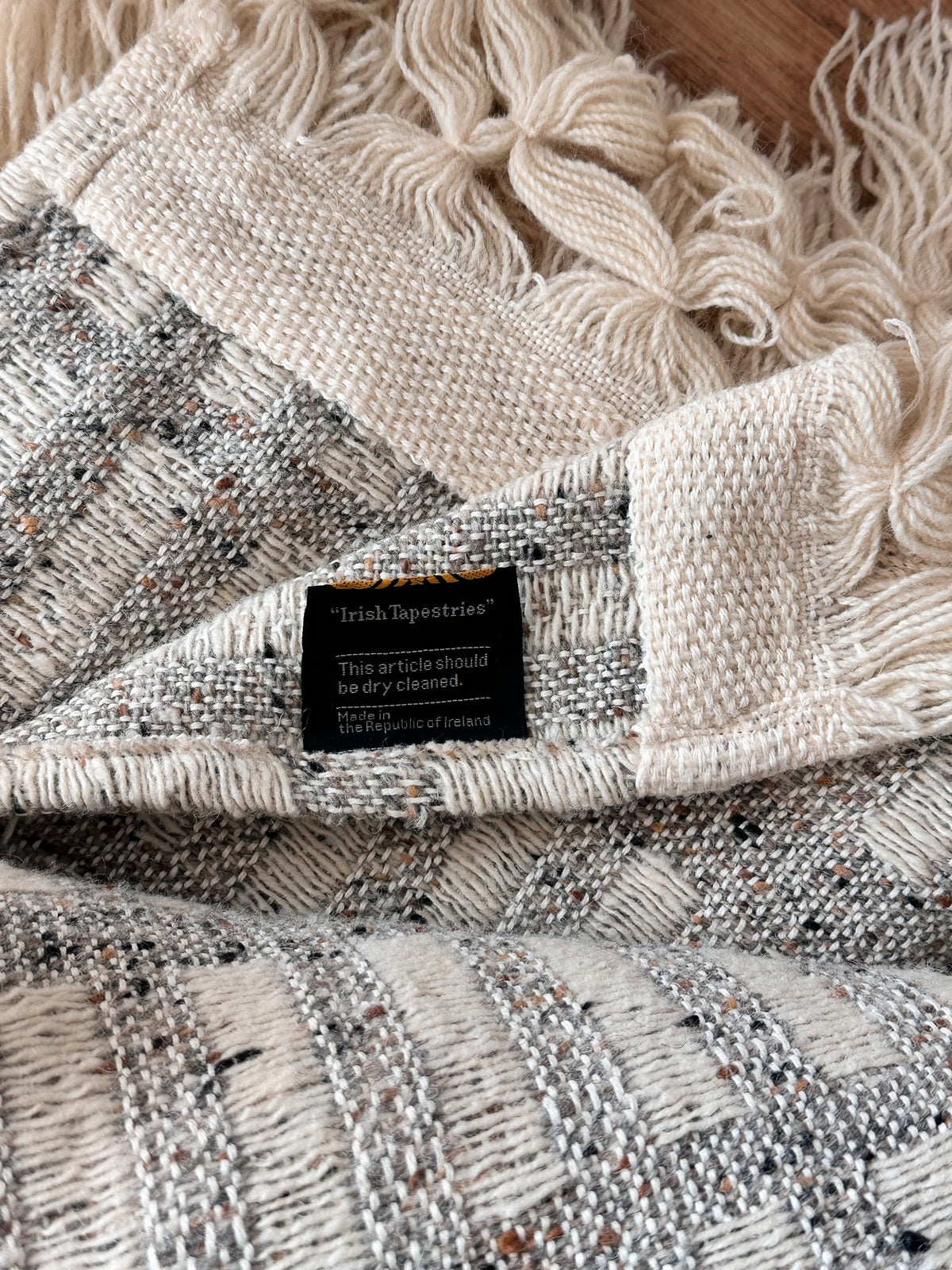 1970’s Vintage Irish Tapestries Wool Blanket