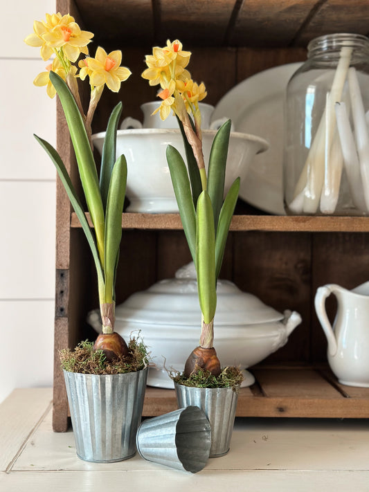 Faux Yellow Daffodil Bulb Stem