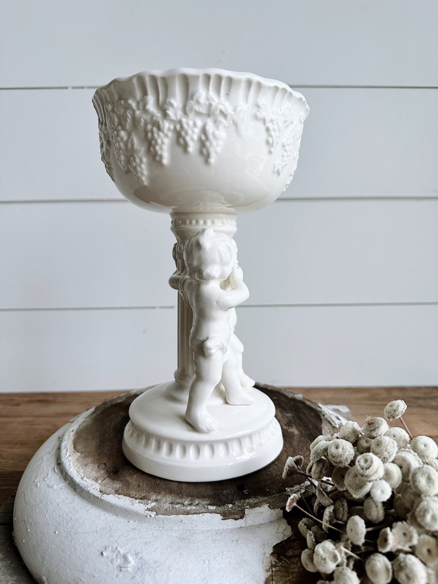 Beautiful Vintage Lefton Renaissance Cherub Compote/Planter