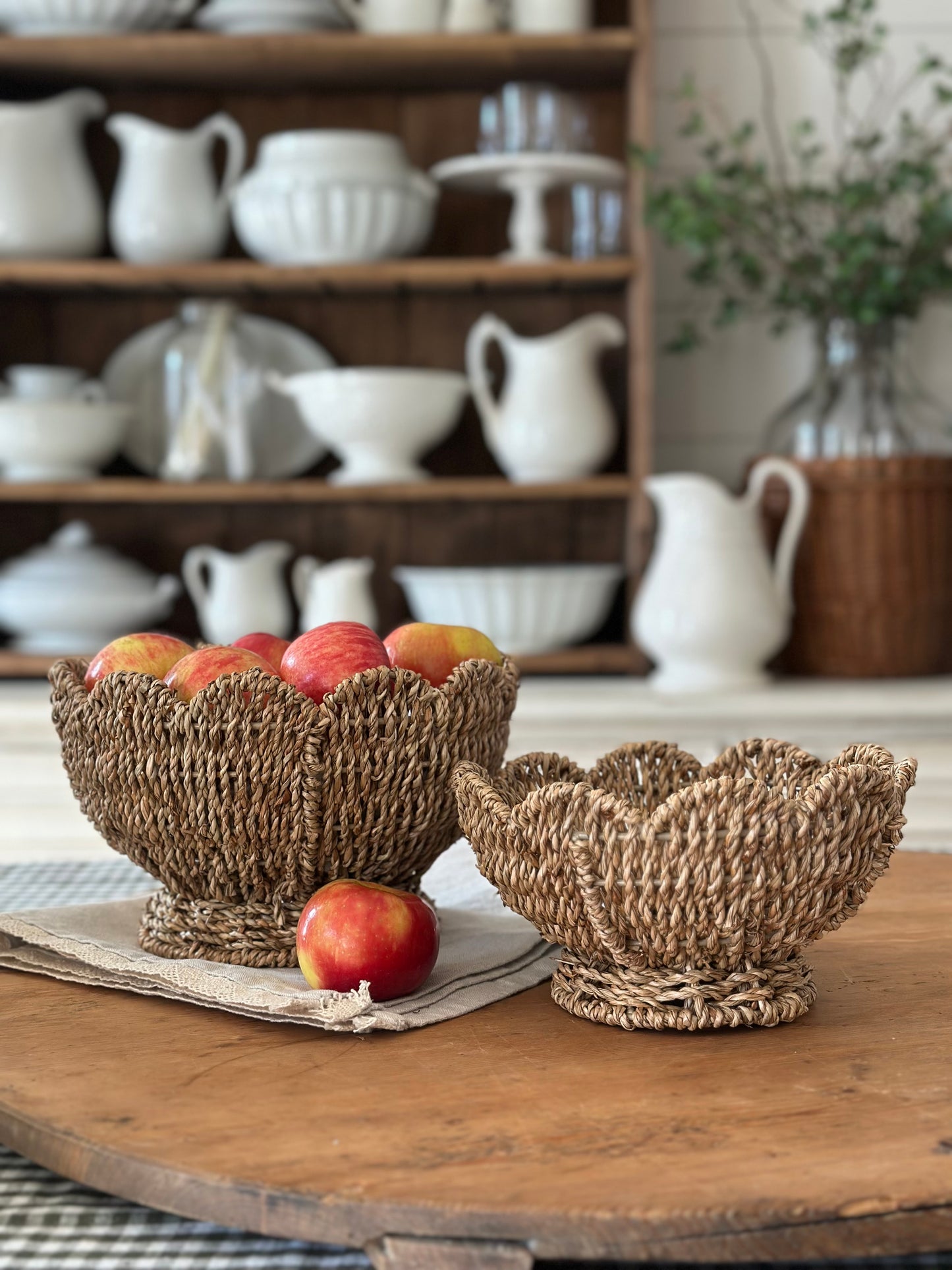 Scalloped Woven Bowls