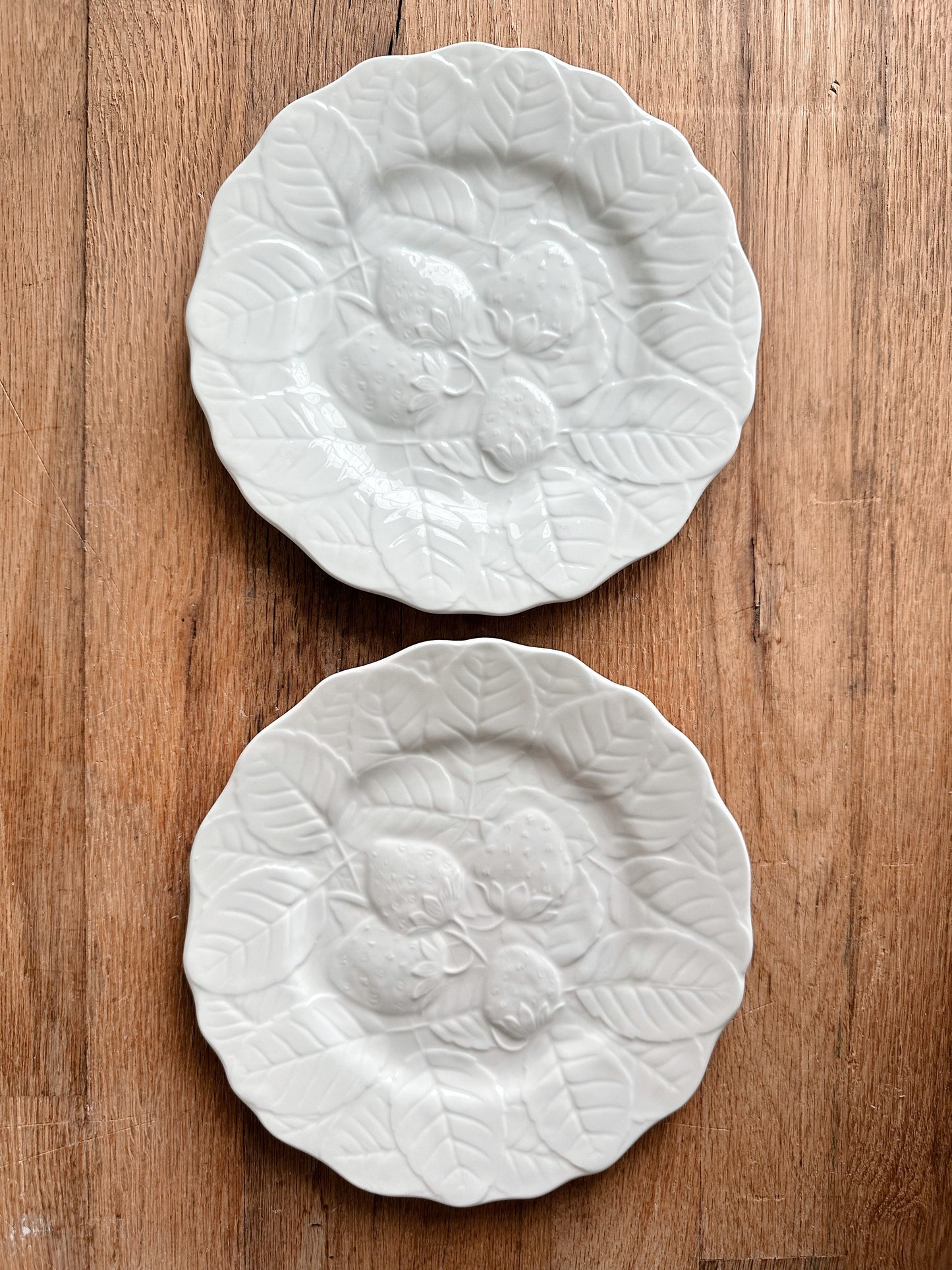 Pair of Fondeville Alvarez Spain Strawberry Plates