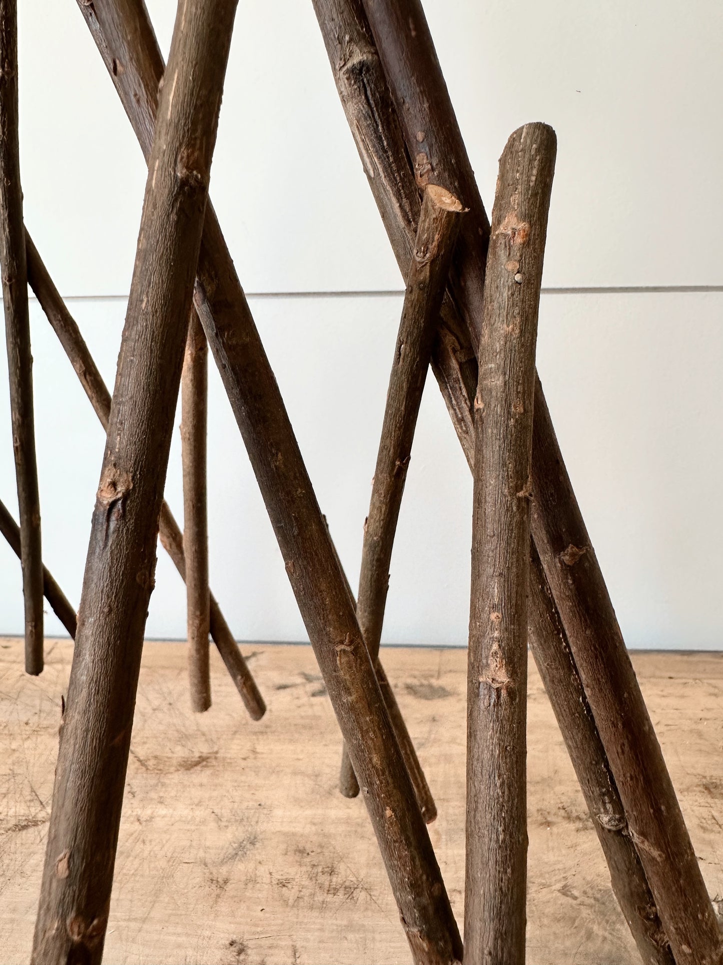 Acacia Wood Expanding Trellis