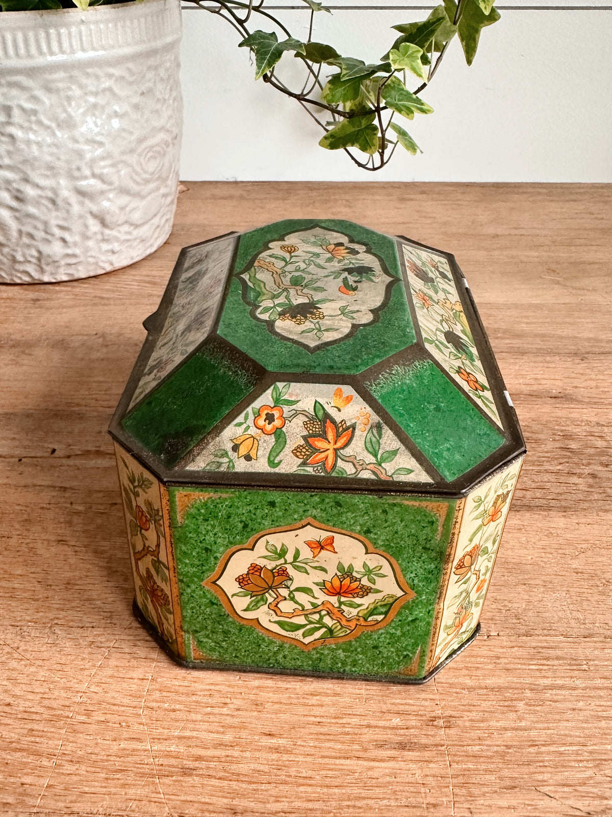 Vintage English Cookie Tin