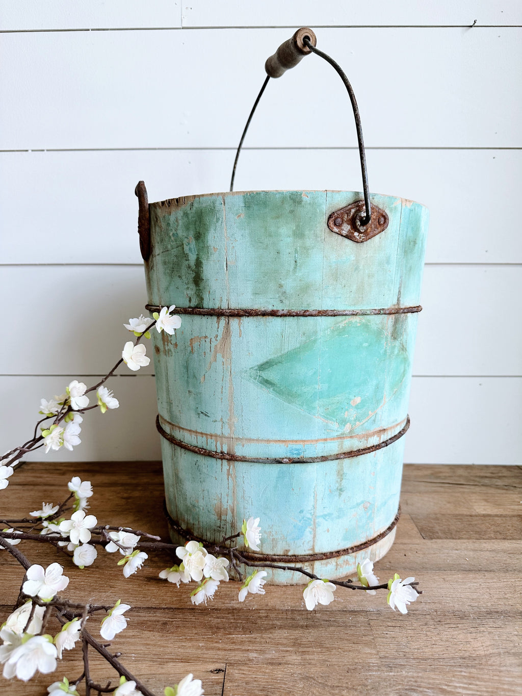 Gorgeous Vintage Icecream Maker Bucket