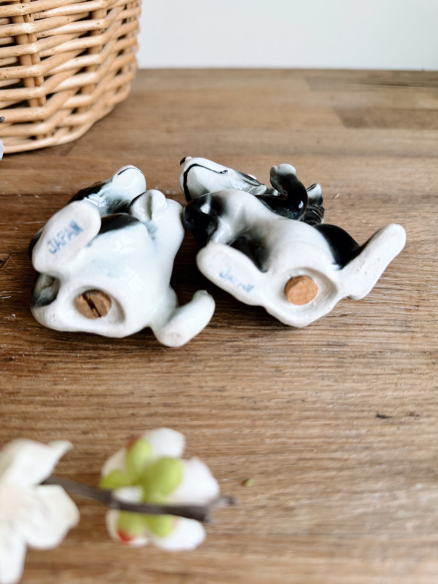 Vintage Skunk Salt & Pepper Shakers (Japan)