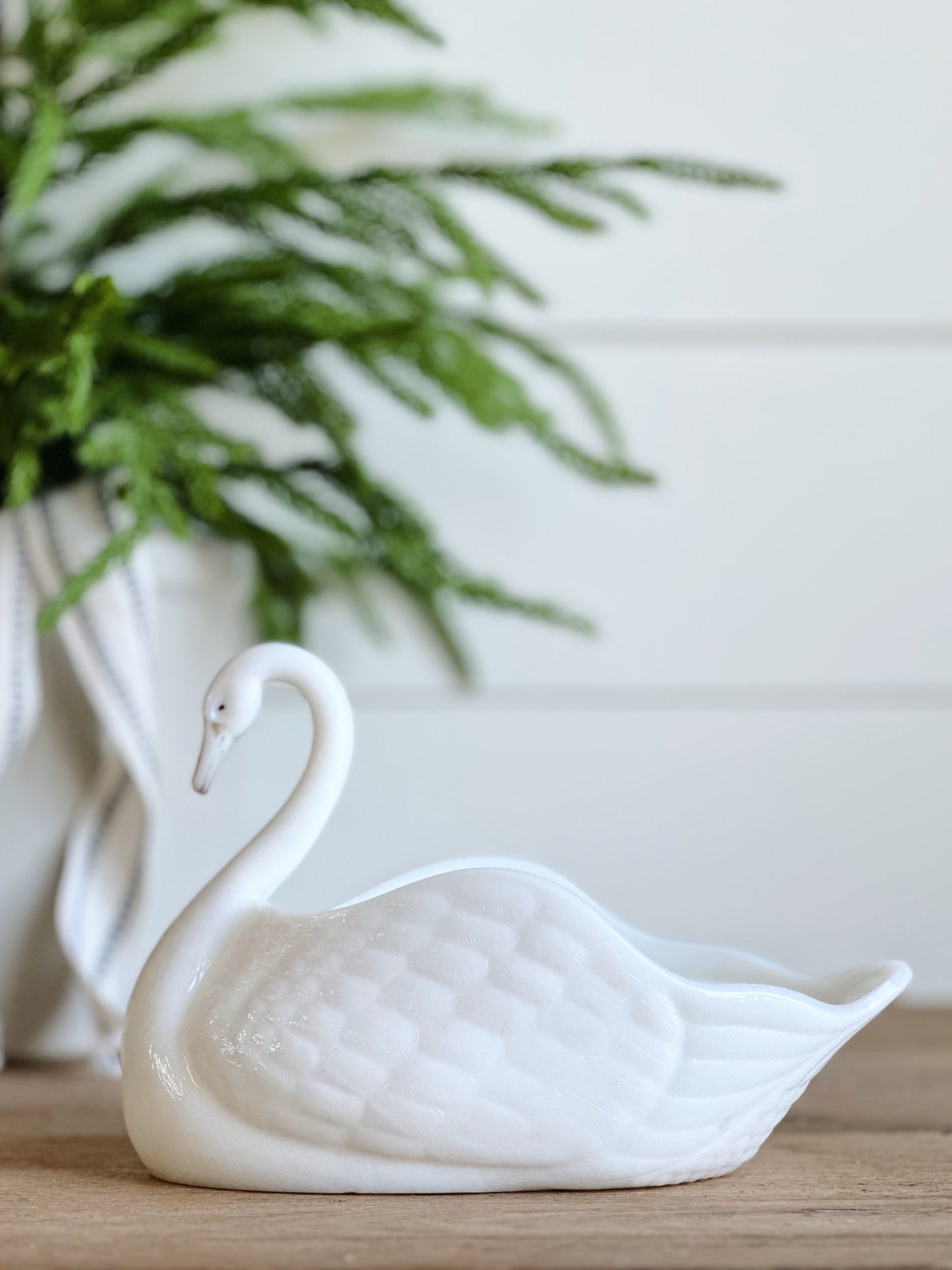 You Choose the Scent - Milkglass Swan Vintage Vessel Candle