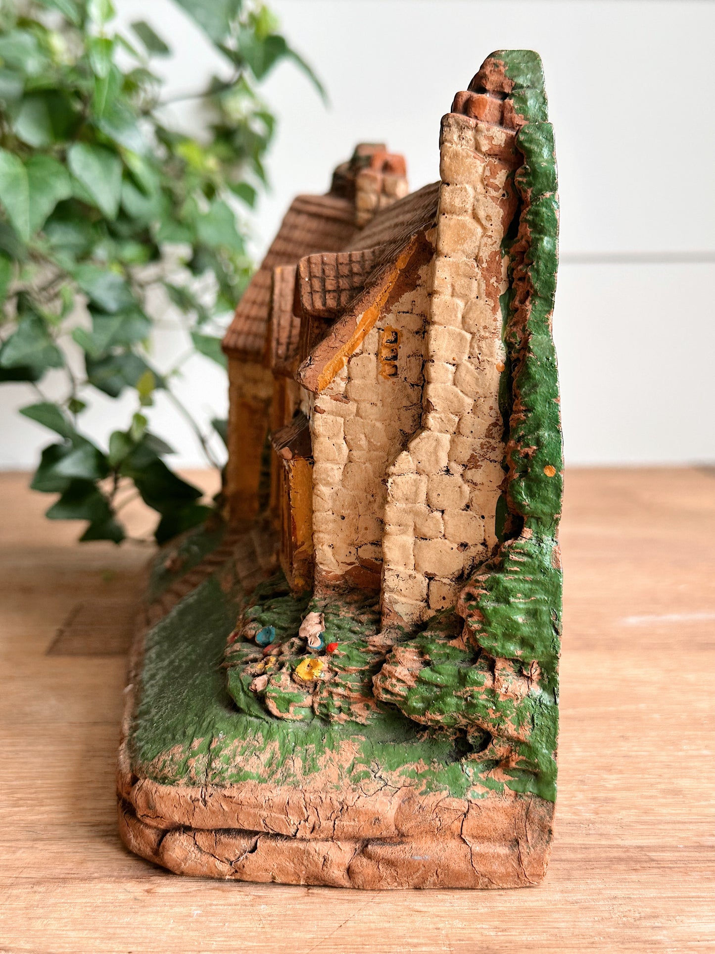 Vintage Homestead Cottage Clock