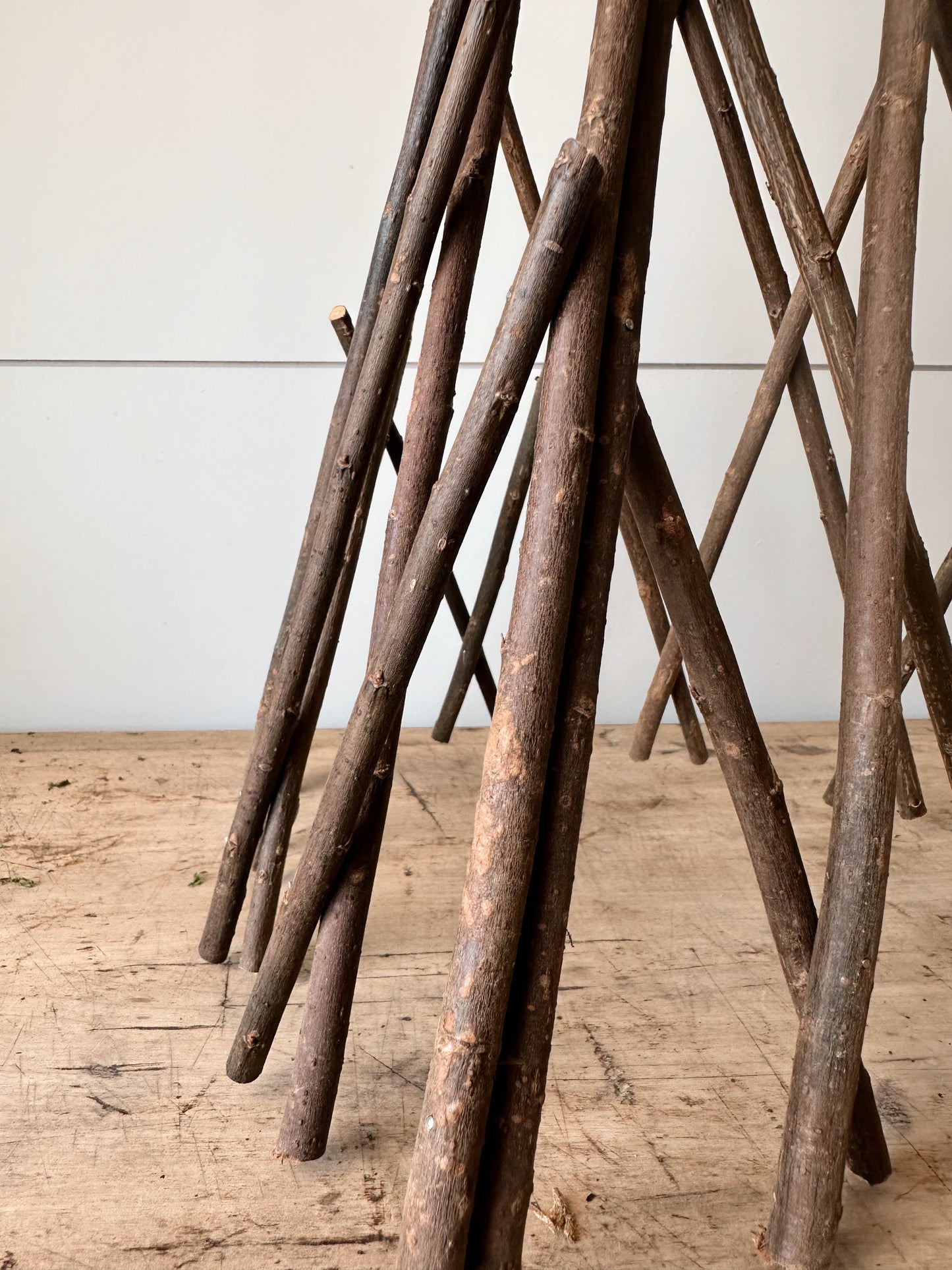 Acacia Wood Expanding Trellis