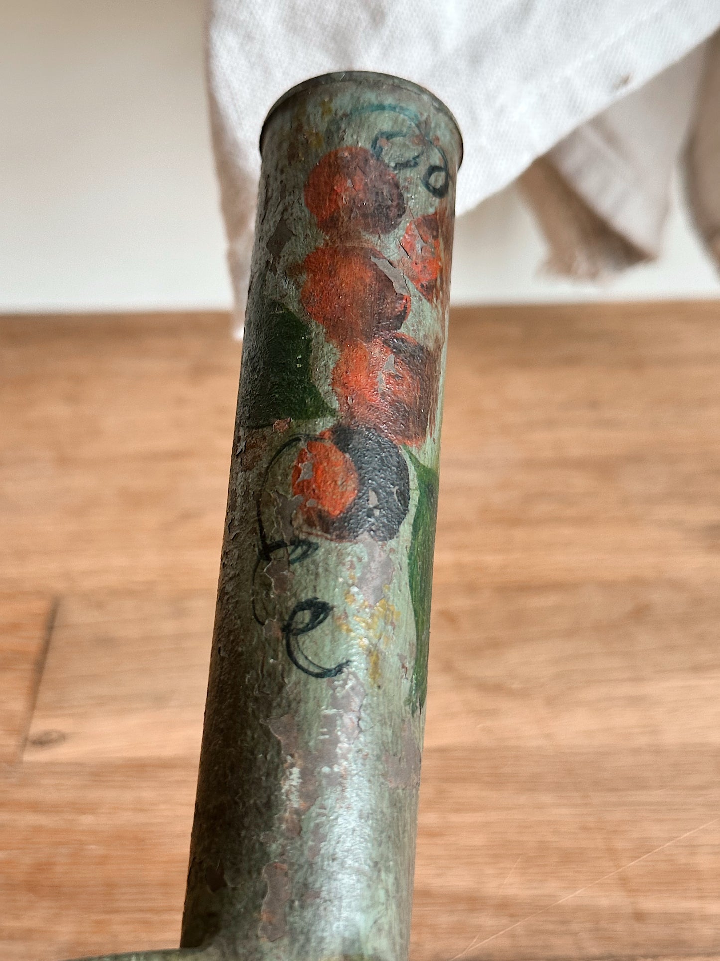 Vintage Hand Painted Scoop