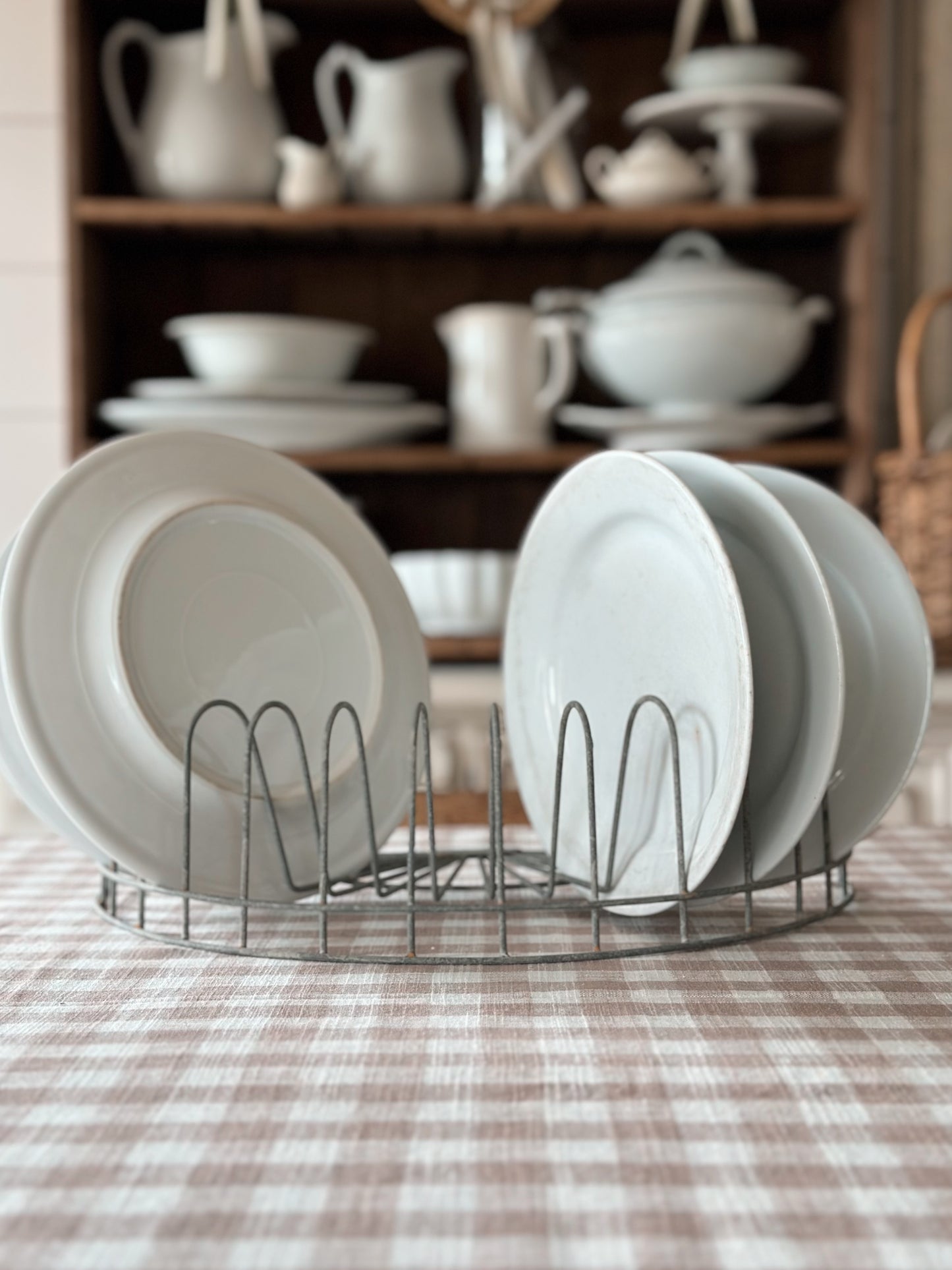 Half Round Plate Rack