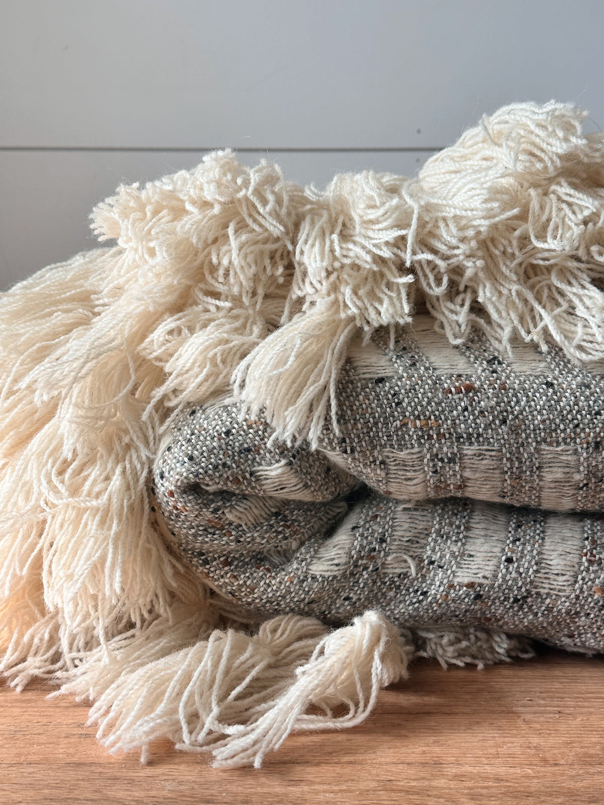 1970’s Vintage Irish Tapestries Wool Blanket