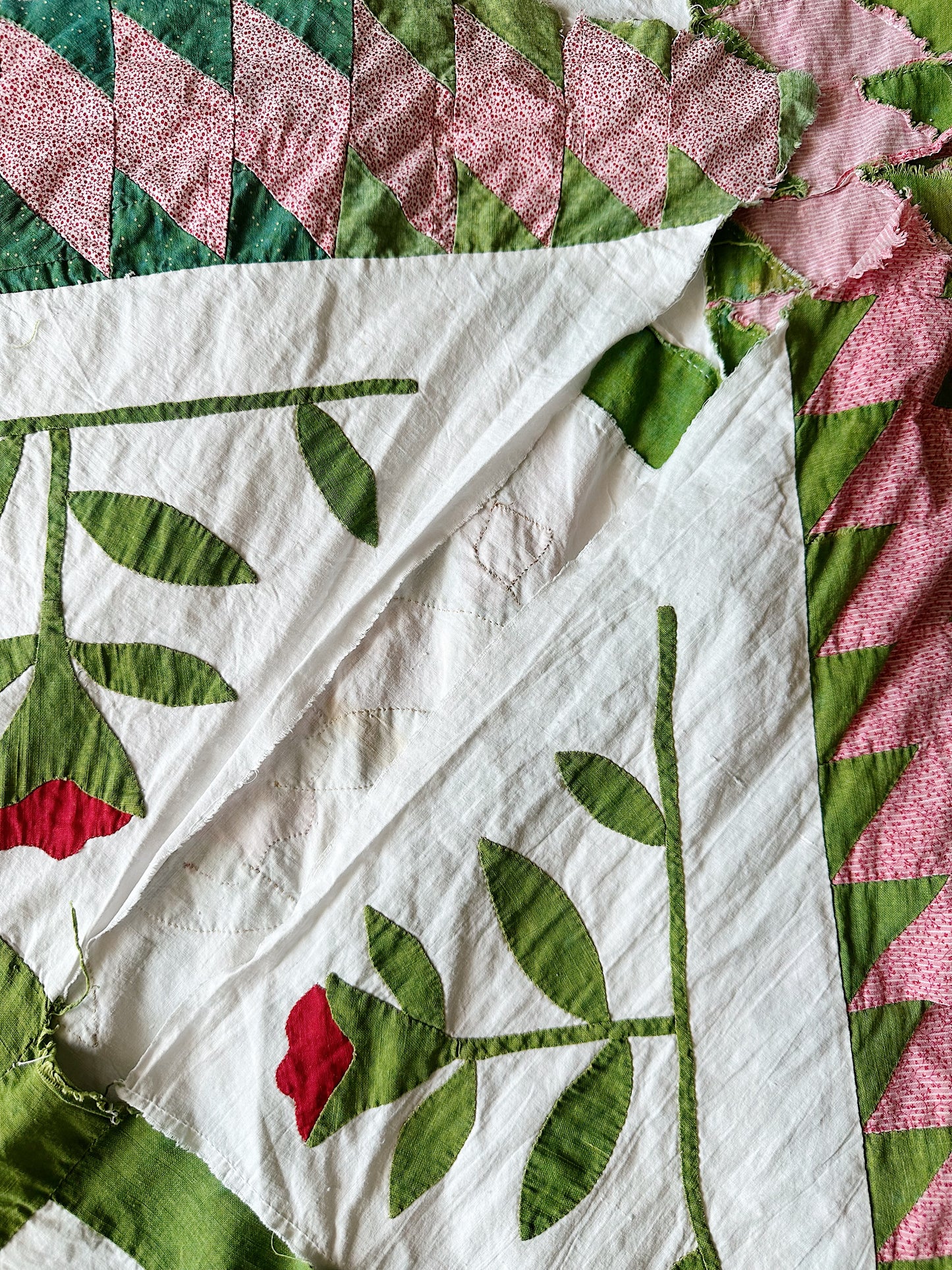 Vintage Hand Appliqué Flower Trellis Quilt Top