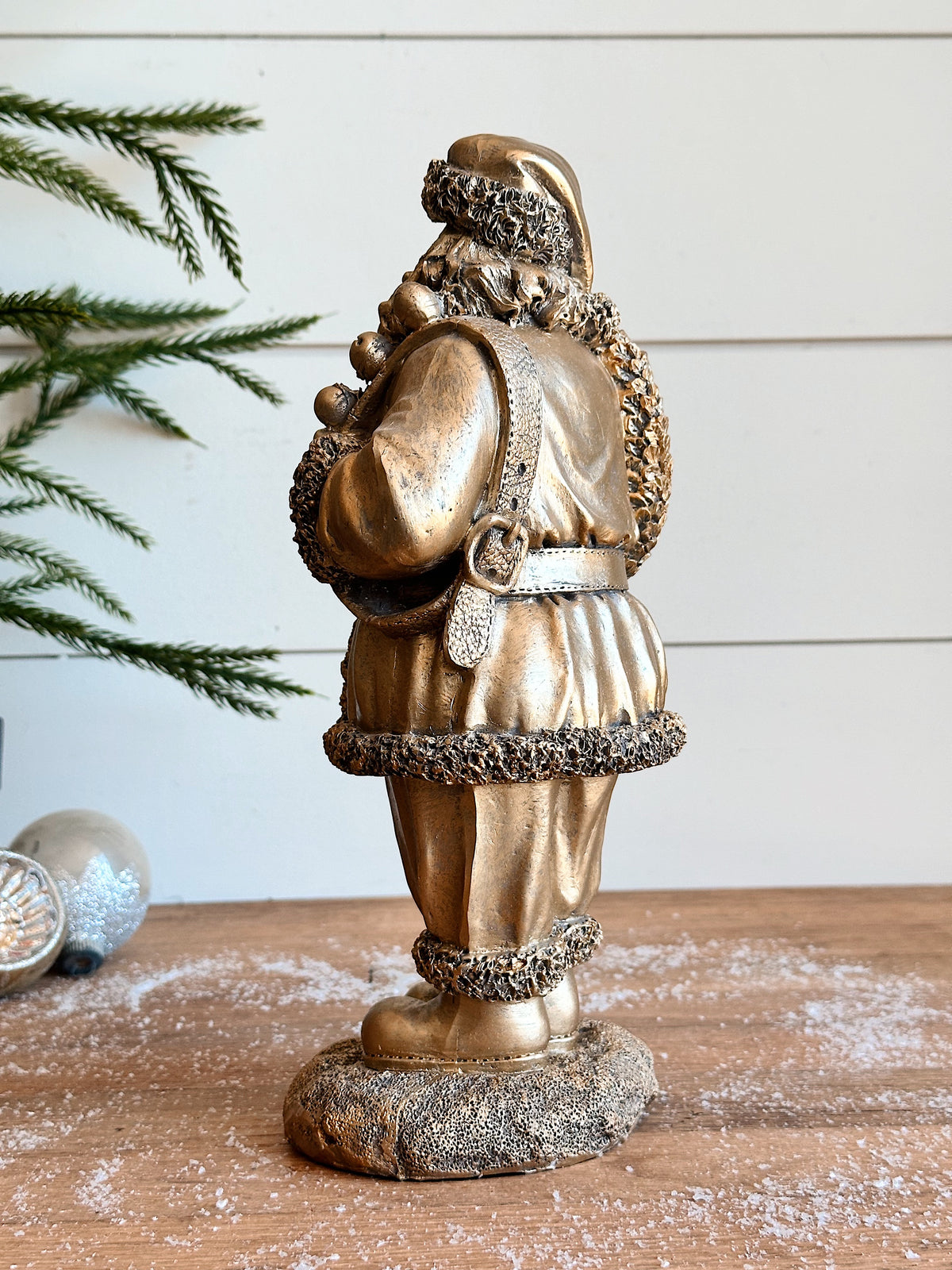 Antique Gold Santas