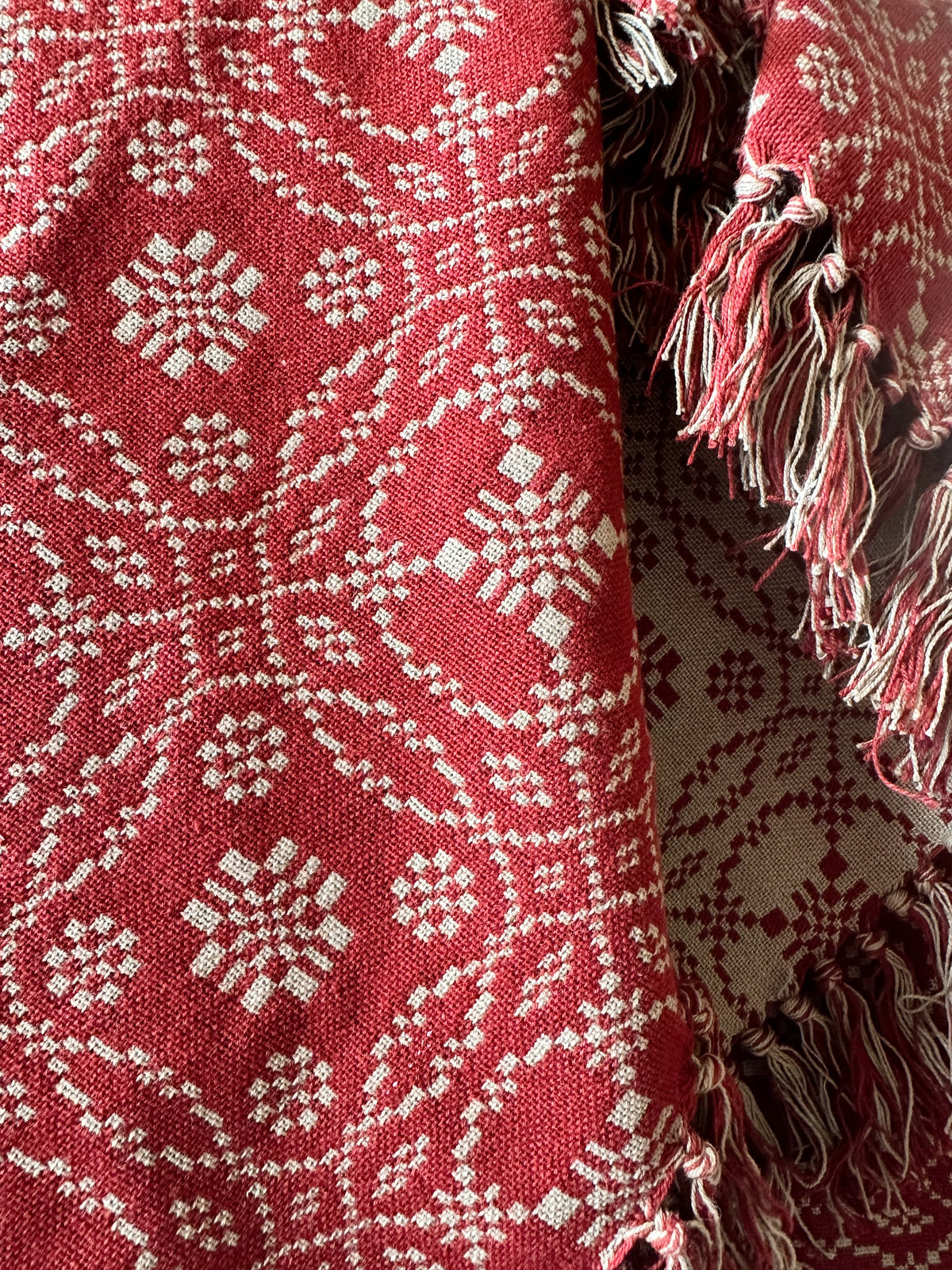 Deep Red Lover’s Knot Throw Blanket