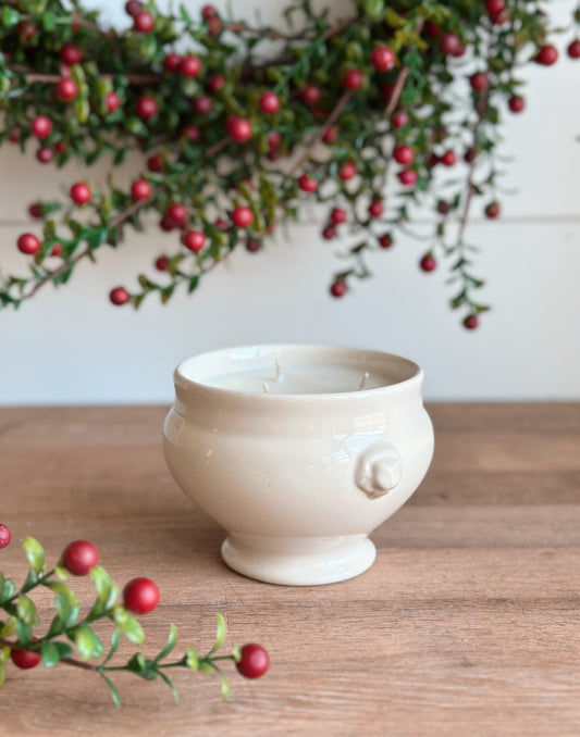 Peppermint Latte Vintage Vessel Candle, French Lion Head Bowl