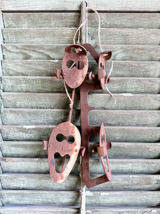 Antique Ice Skates