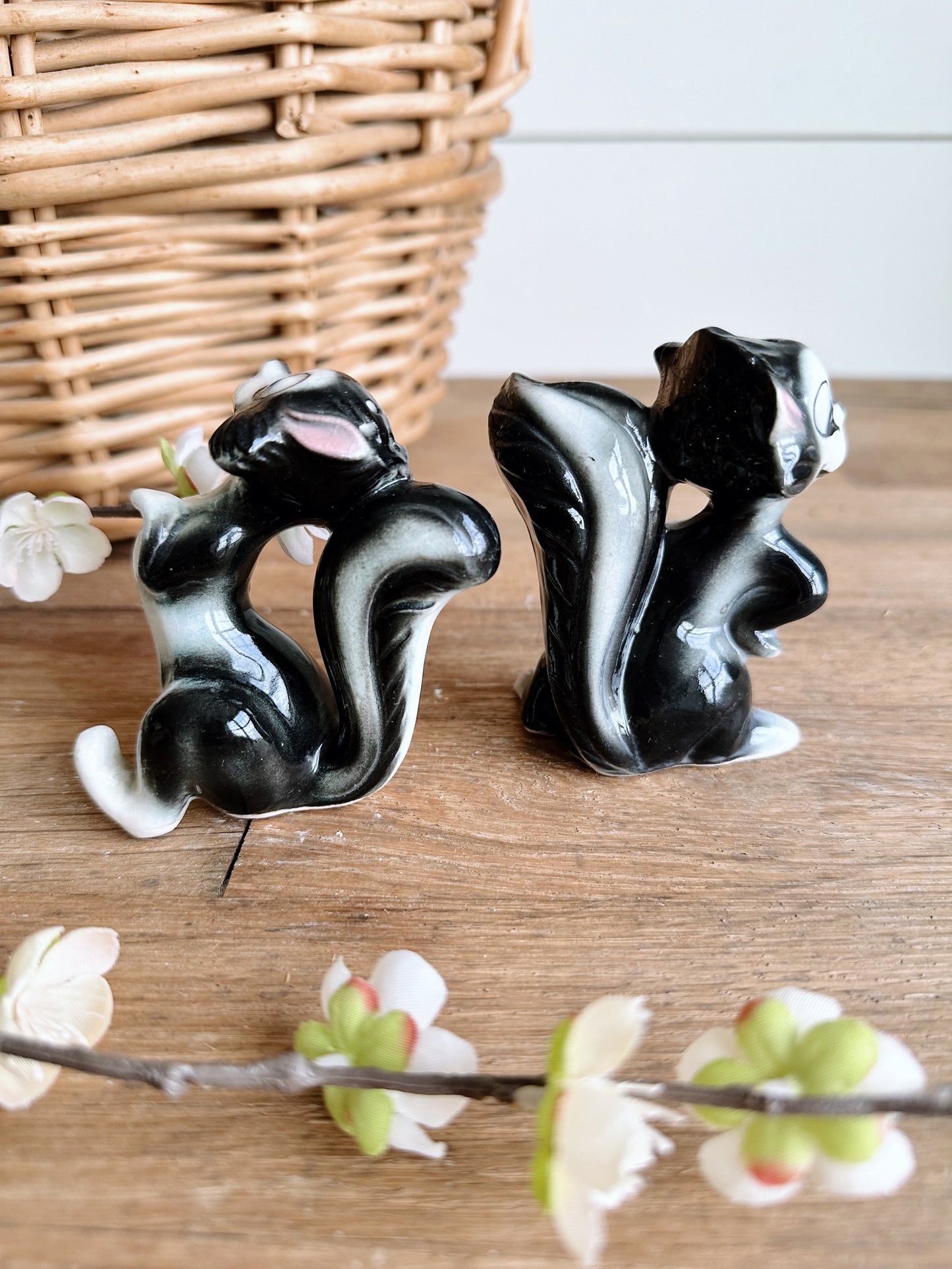 Vintage Skunk Salt & Pepper Shakers (Japan)