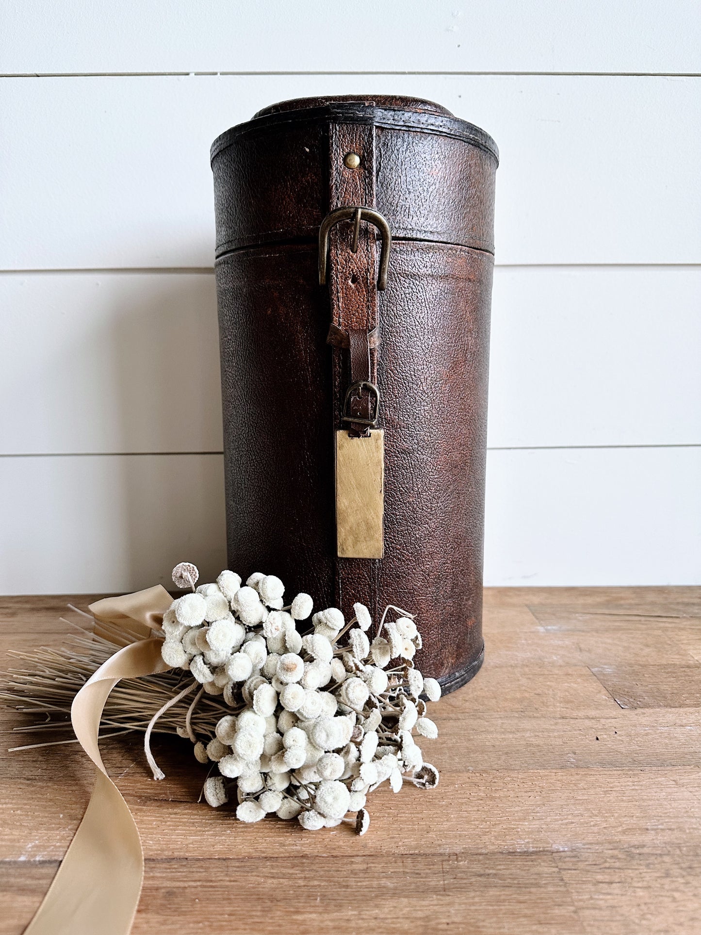 Vintage Leather Beverage Carrier