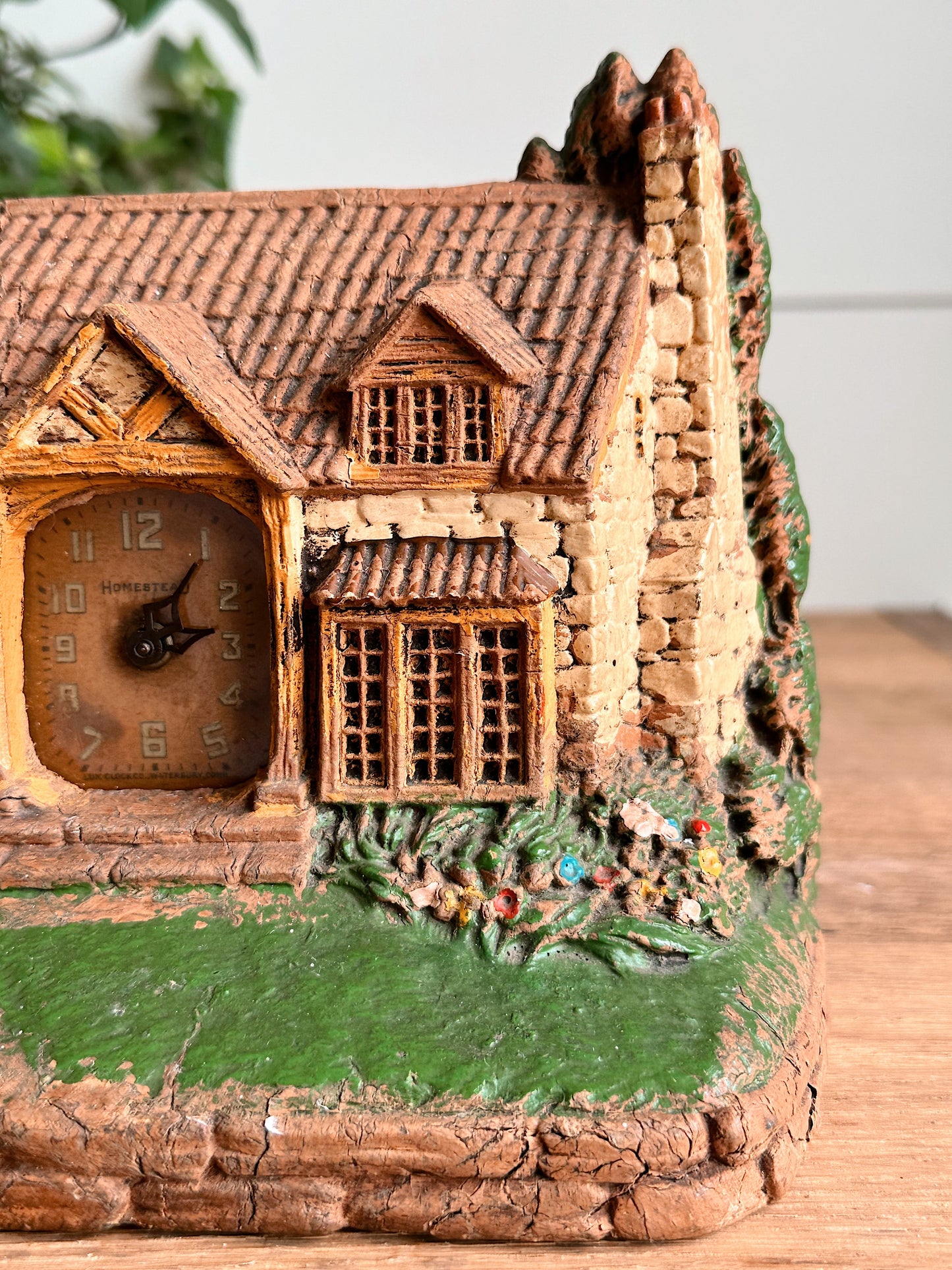 Vintage Homestead Cottage Clock