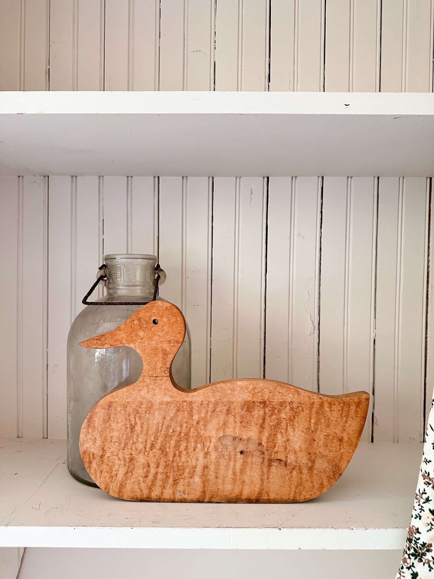 Vintage Duck Cutting Board