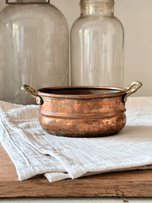 Small Oval Copper Pot