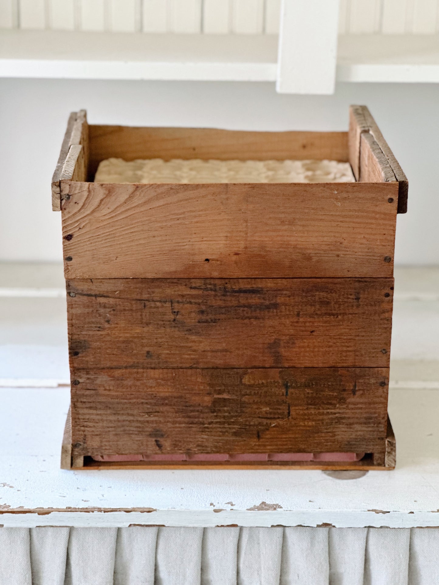 Primitive Wood Egg Crate