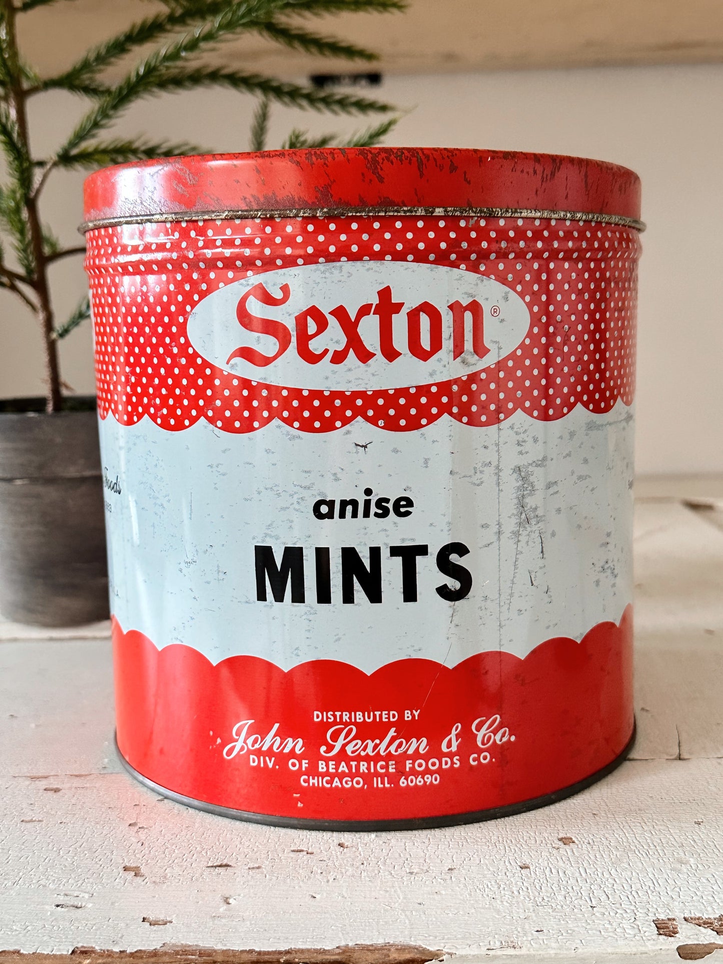 Vintage Sexton Mints Tin