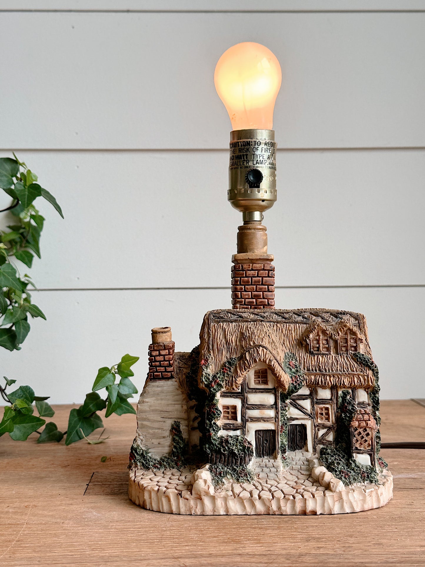 Vintage Cottage Lamp