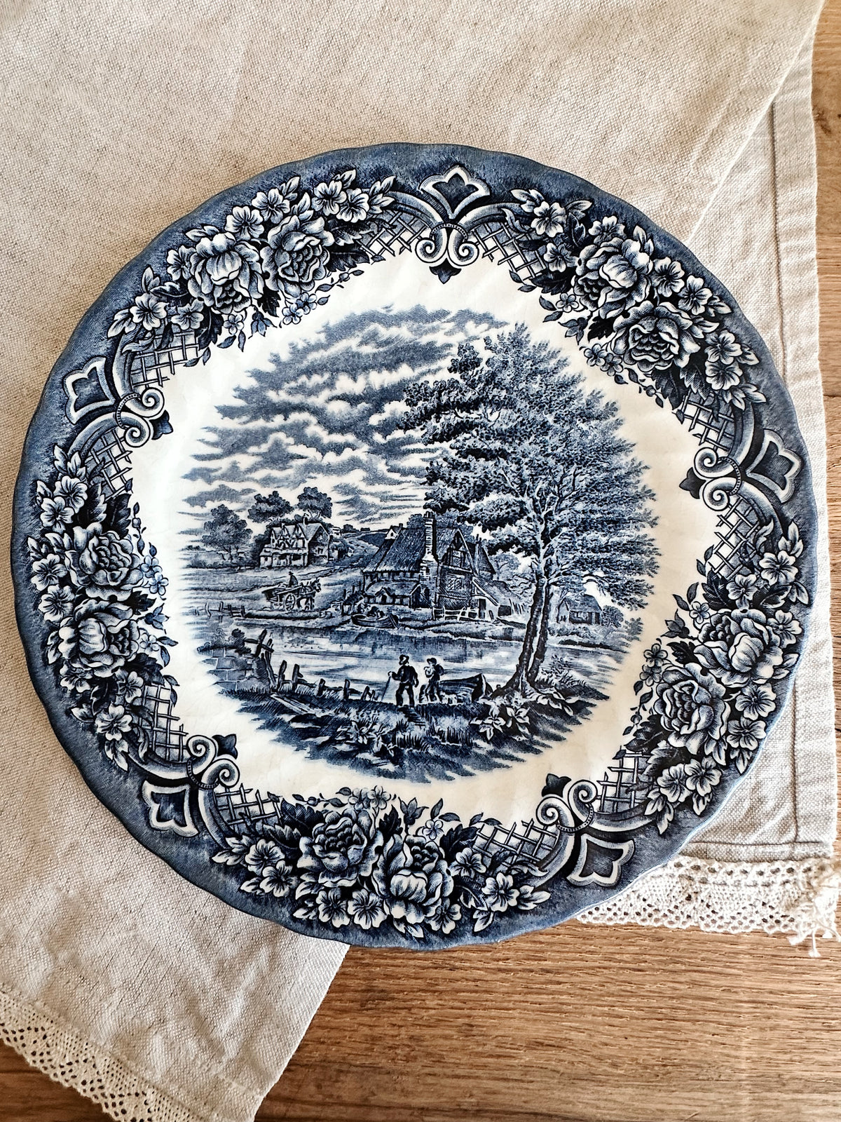 Pair of Vintage Royal Staffordshire Blue & White Transferware Dinner Plates