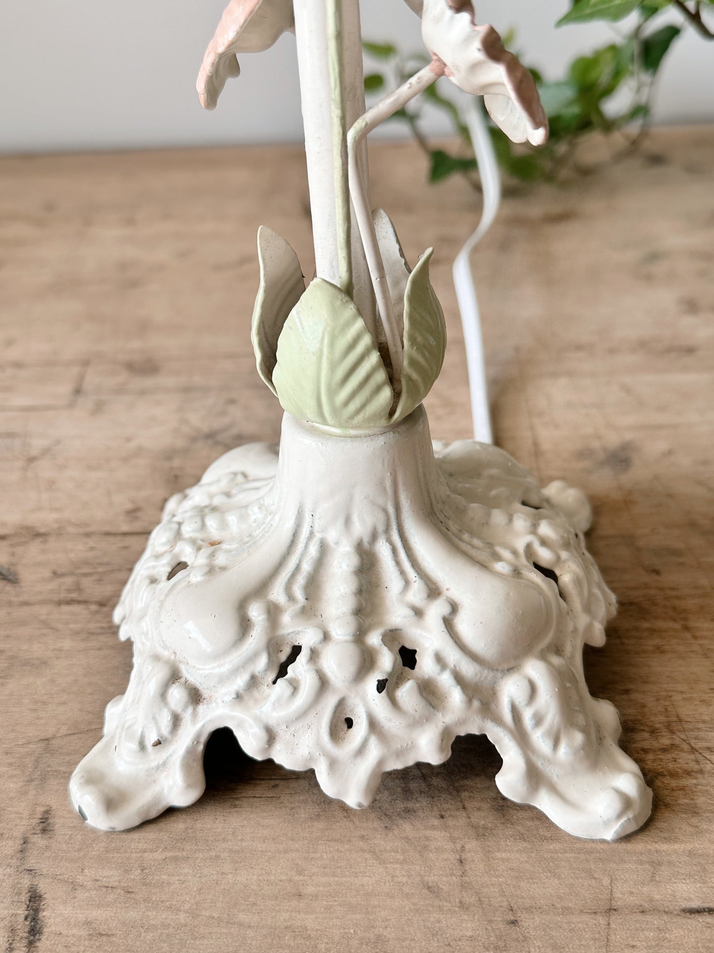 Vintage Floral Tole Lamp