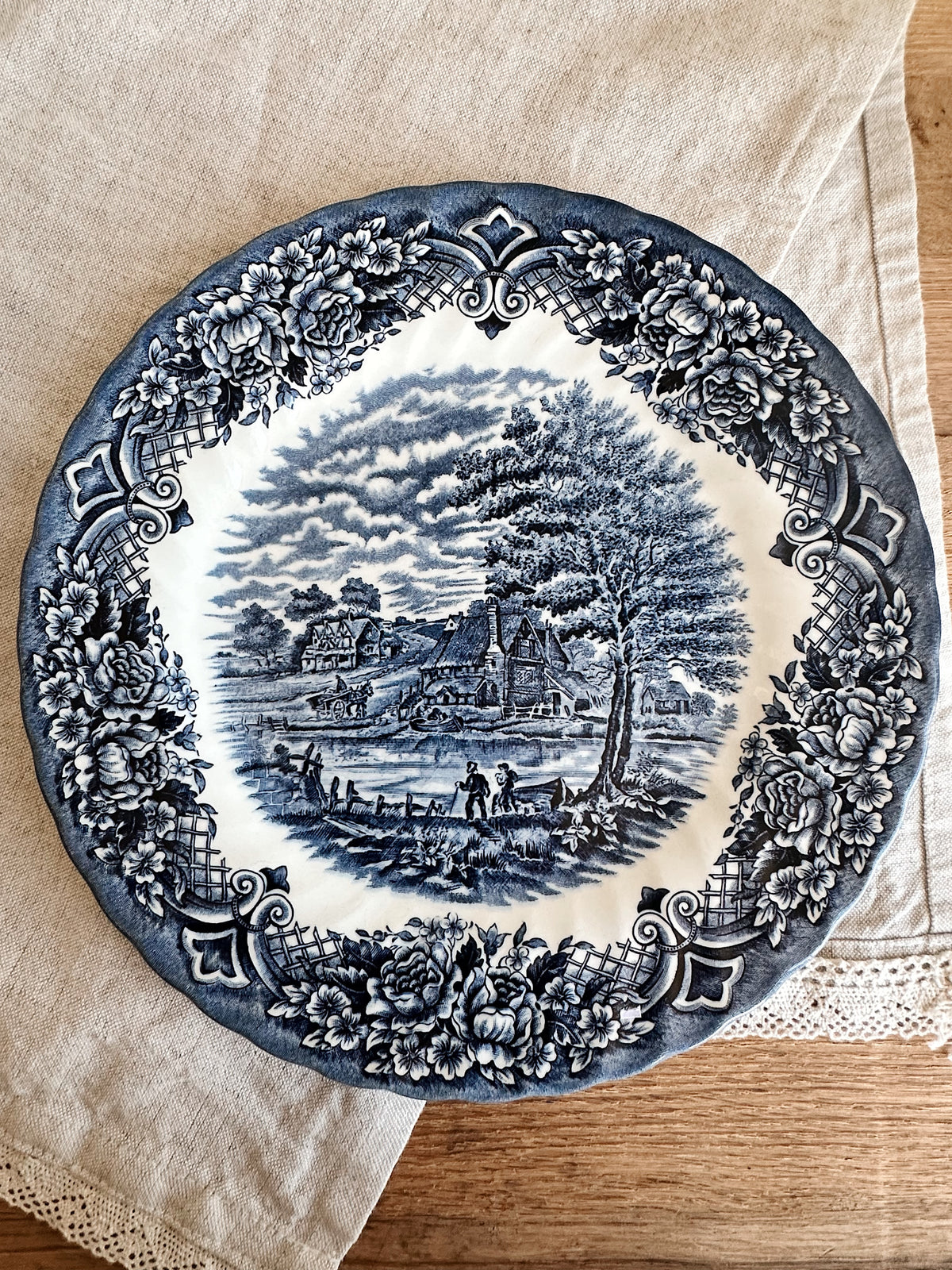Pair of Vintage Royal Staffordshire Blue & White Transferware Dinner Plates