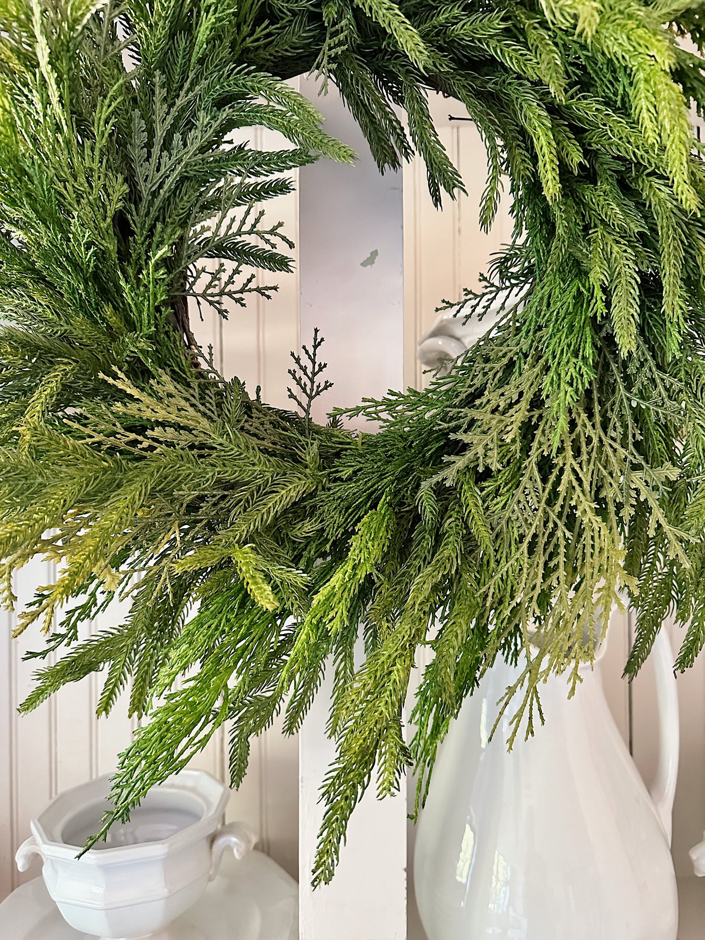 Deluxe Mixed Norfolk Pine & Cedar Wreath