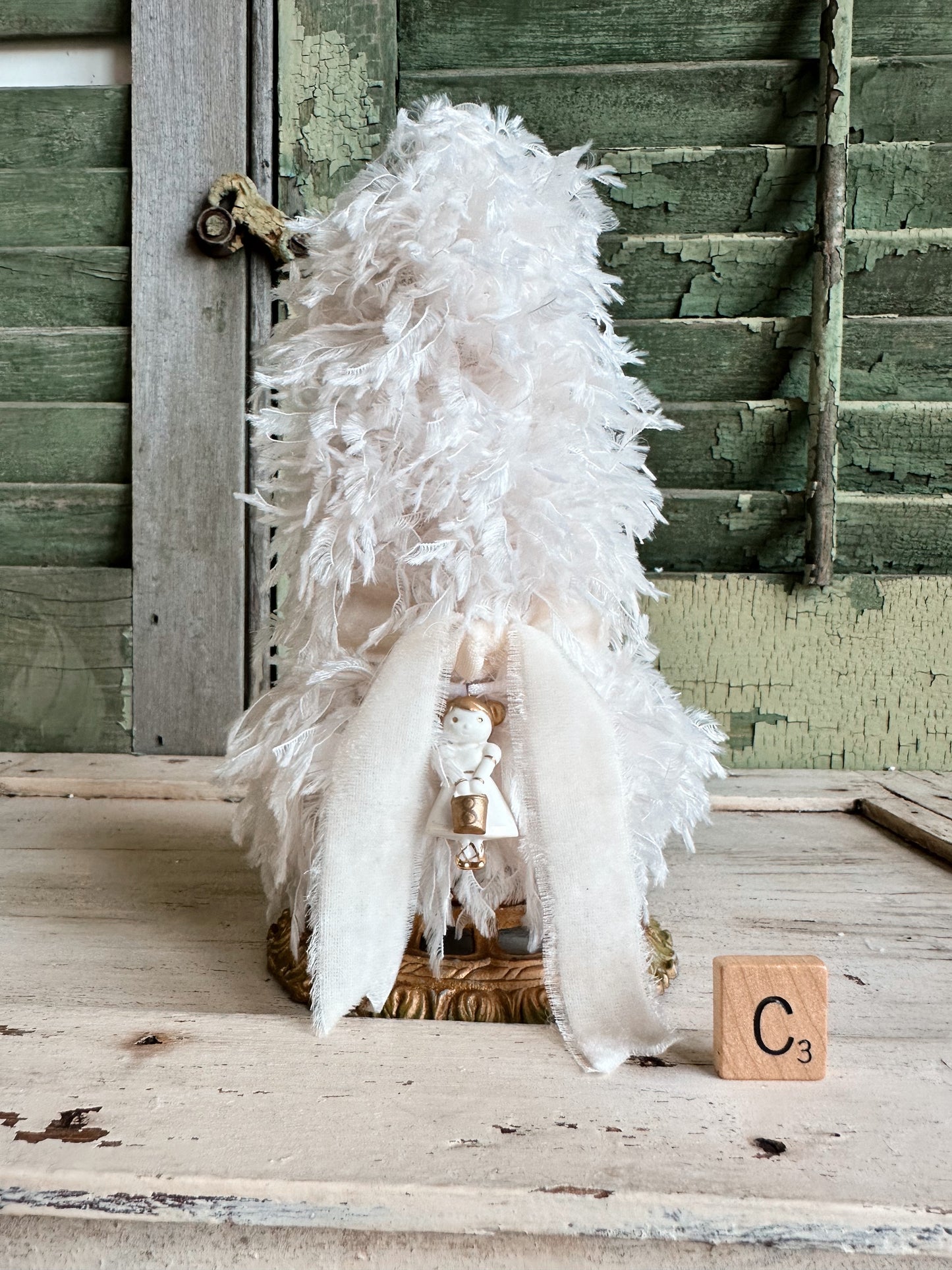 Handmade & Vintage Feather Tree