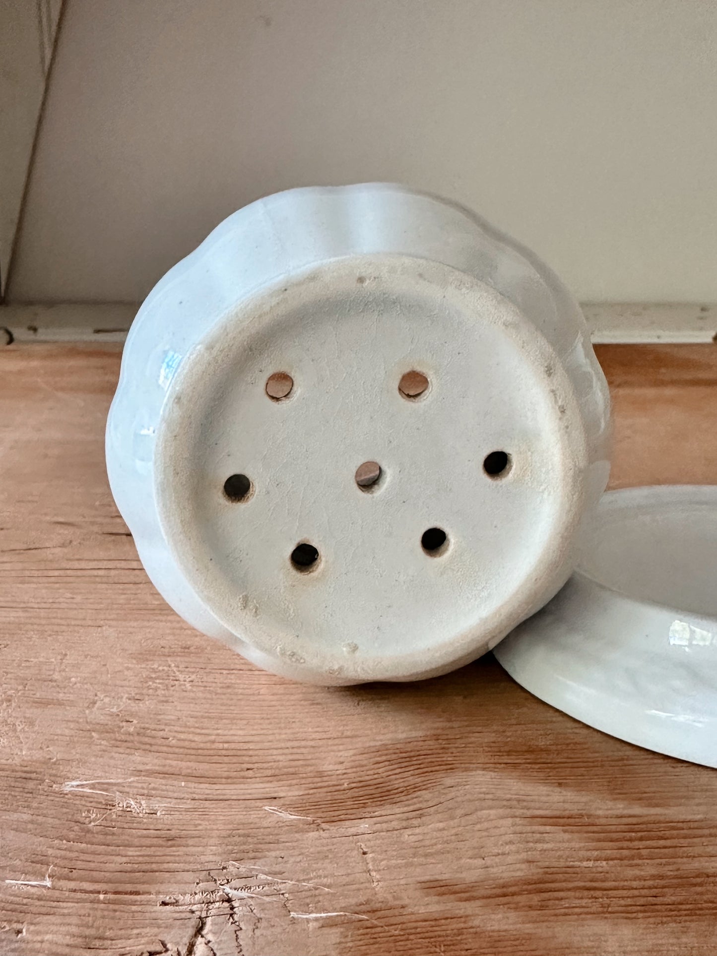 Antique Ironstone Toothbrush Holder with Drain Plate