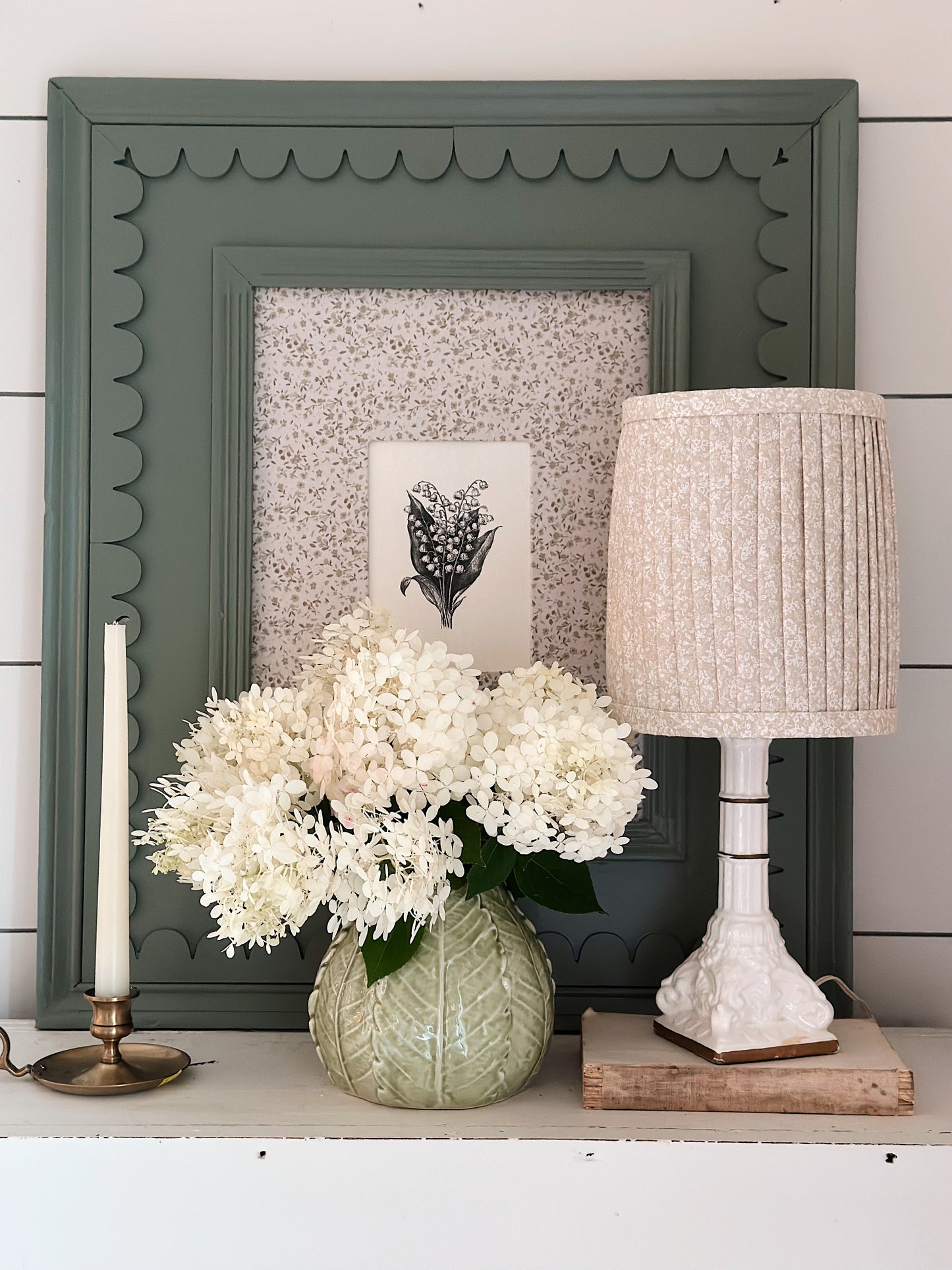 Porcelain Cabbage Leaf Vase