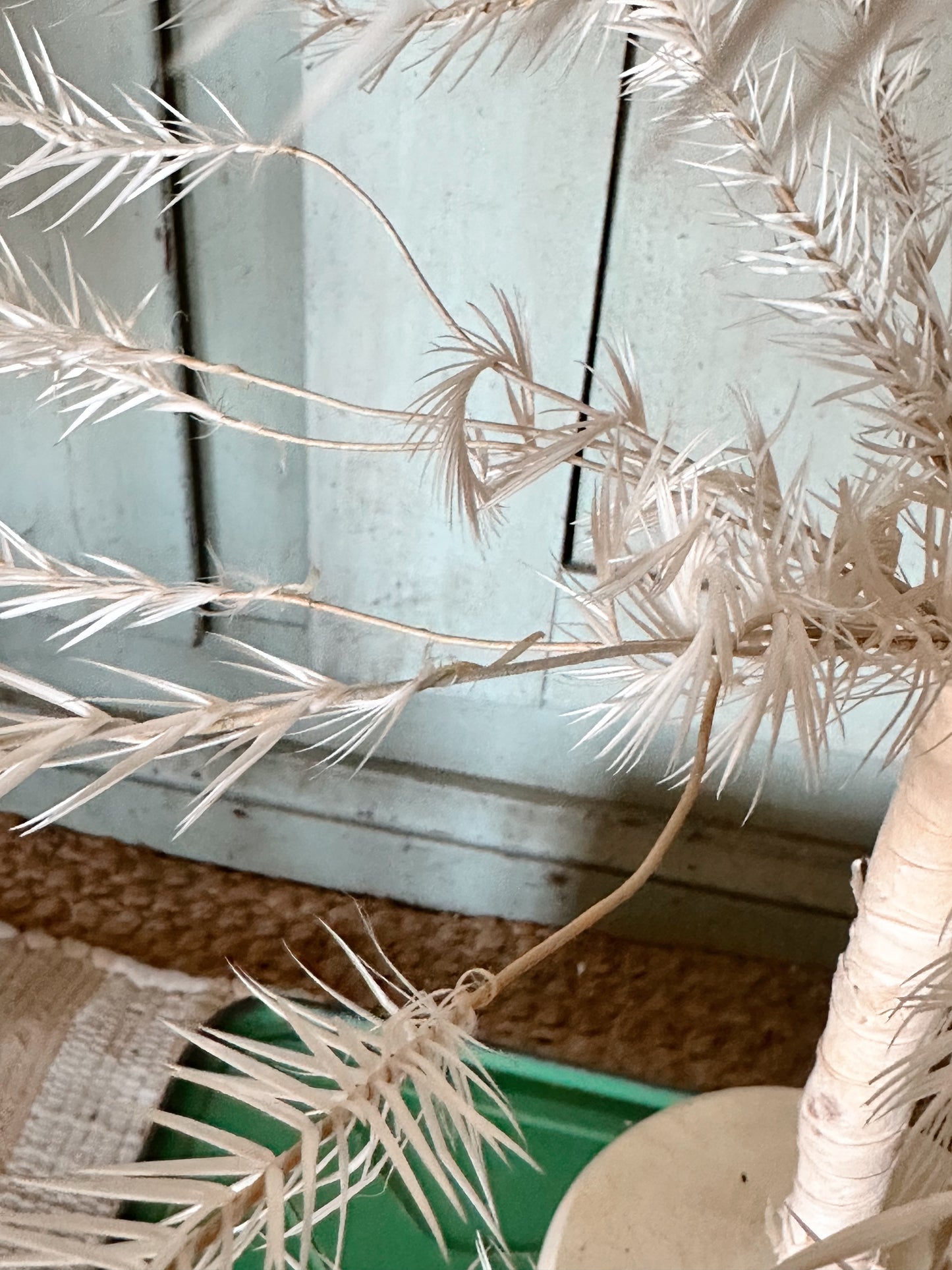 Vintage Feather Style Tree