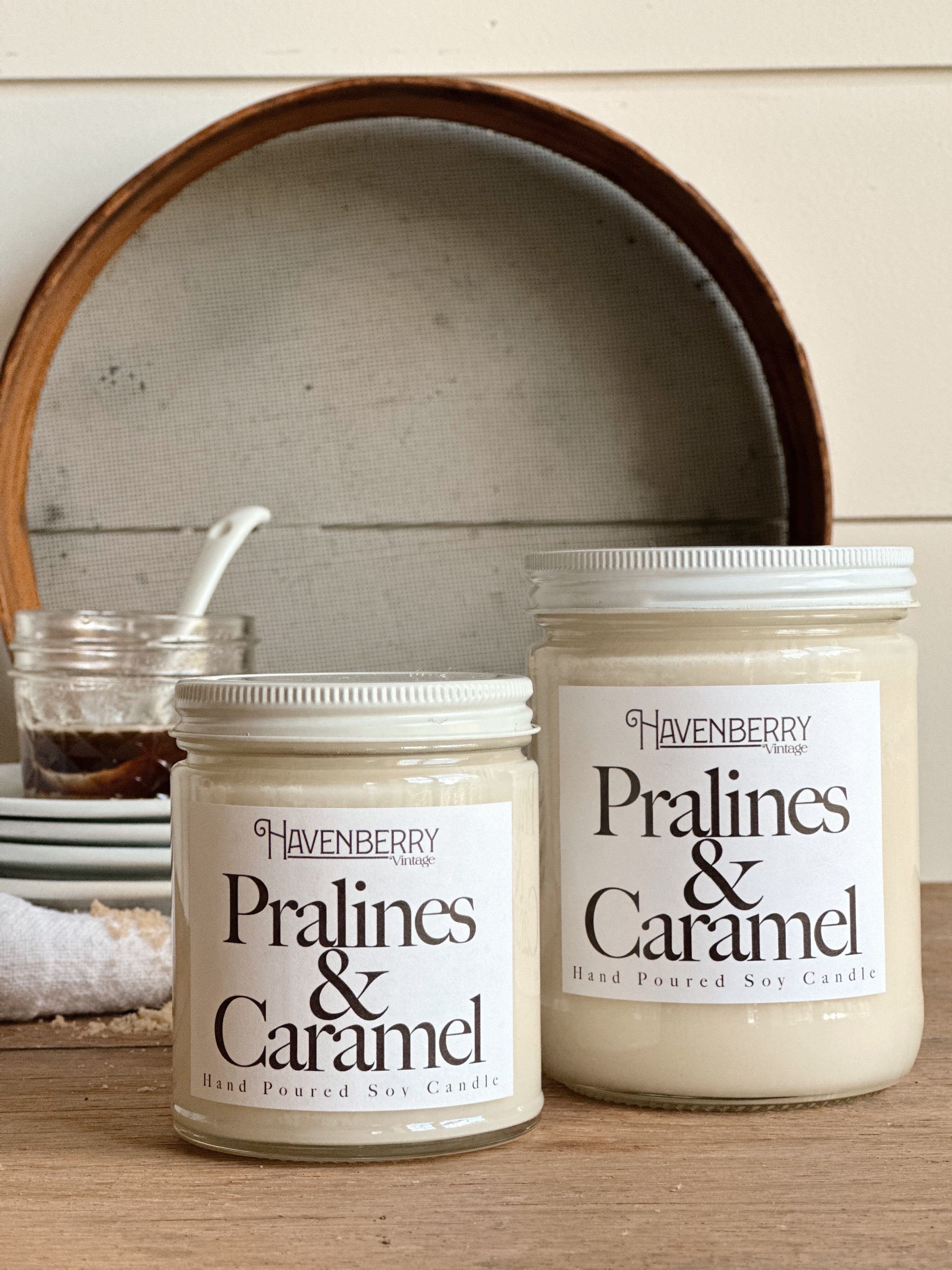 Hand Poured Pralines & Caramel Candle