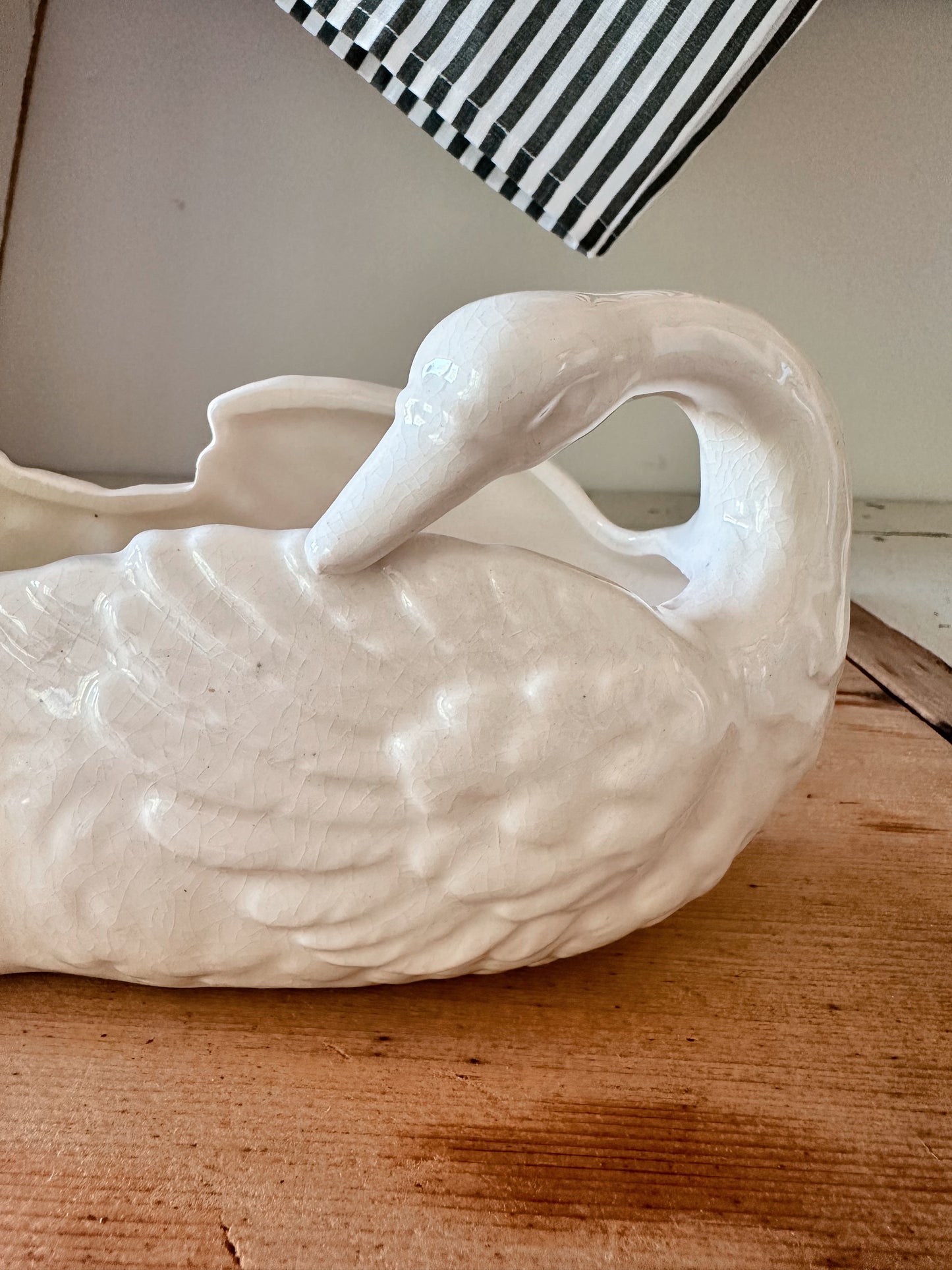 Lovely Vintage Swan Planter