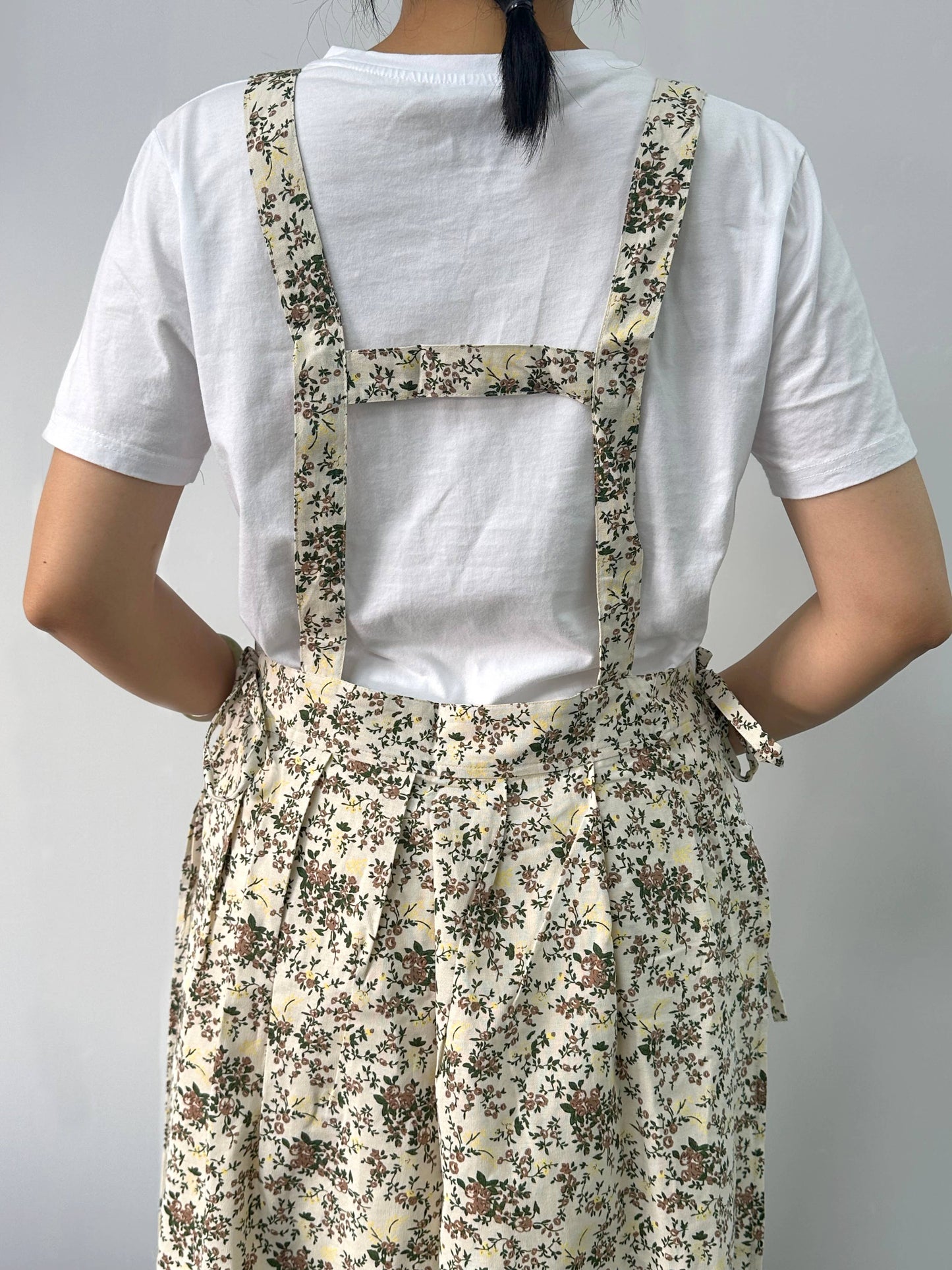 Pretty Floral Apron