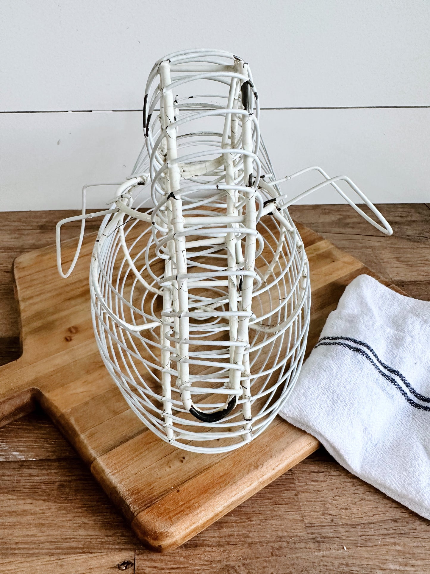 Vintage Wire Goose Egg Basket