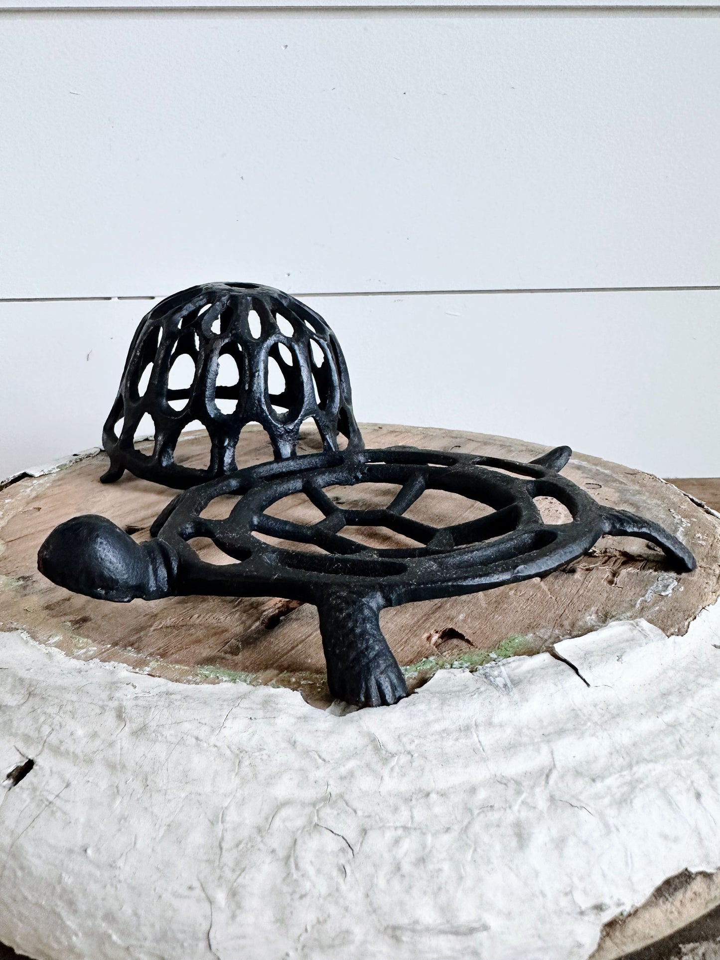 Vintage Iron Turtle String Holder