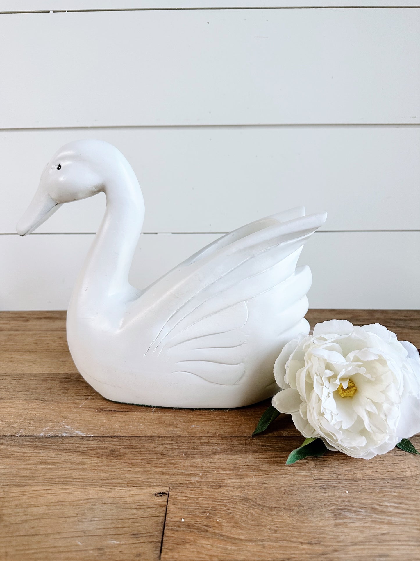 Wood Swan Planter