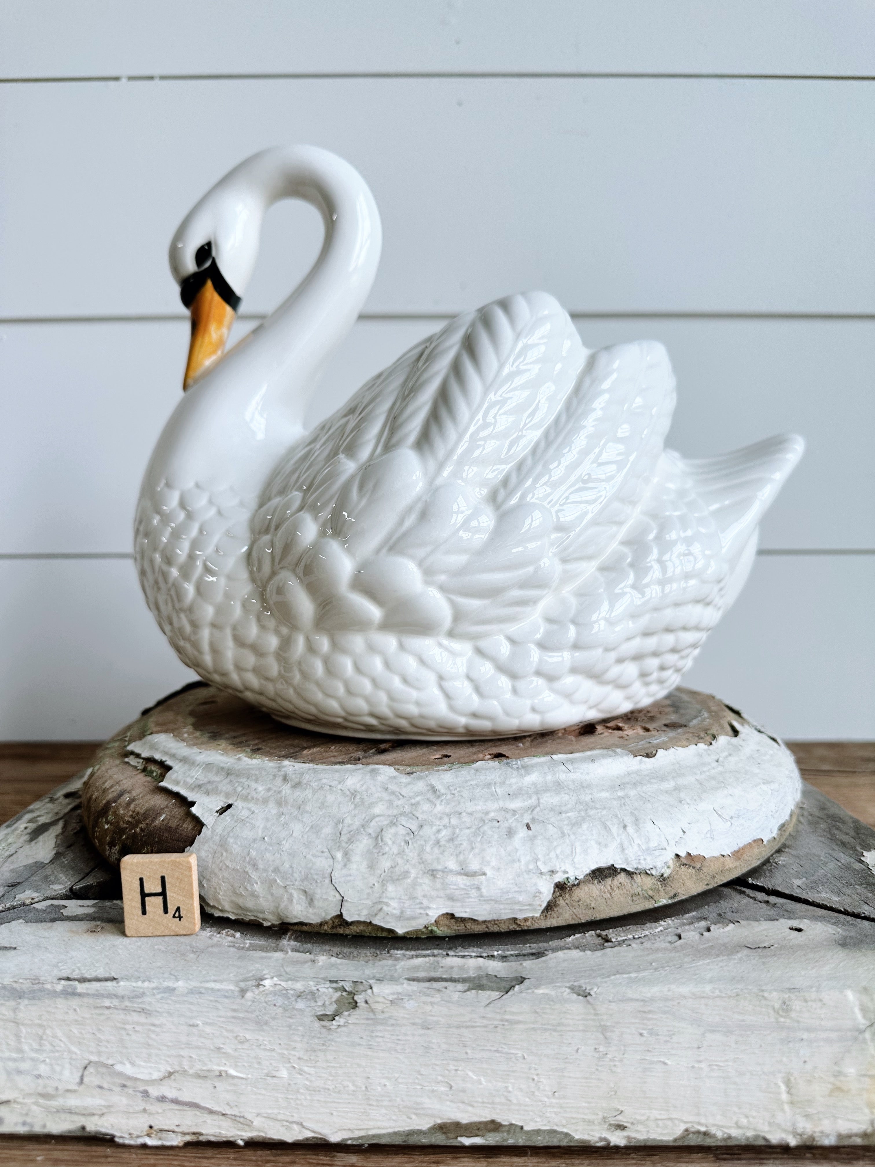 Vintage Holland Mold Swan Planter