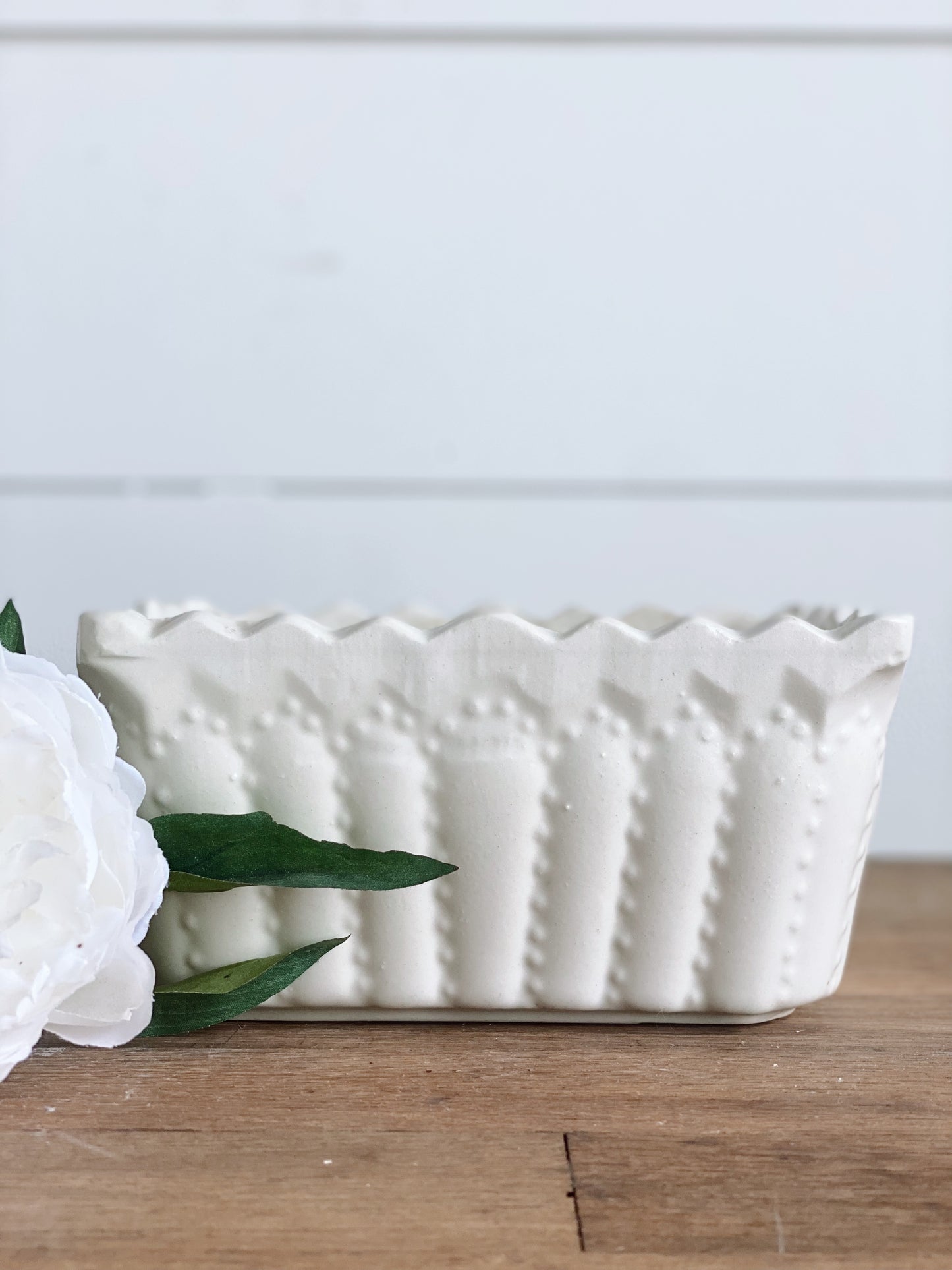 Adorable Vintage Planter with Scalloped Edge